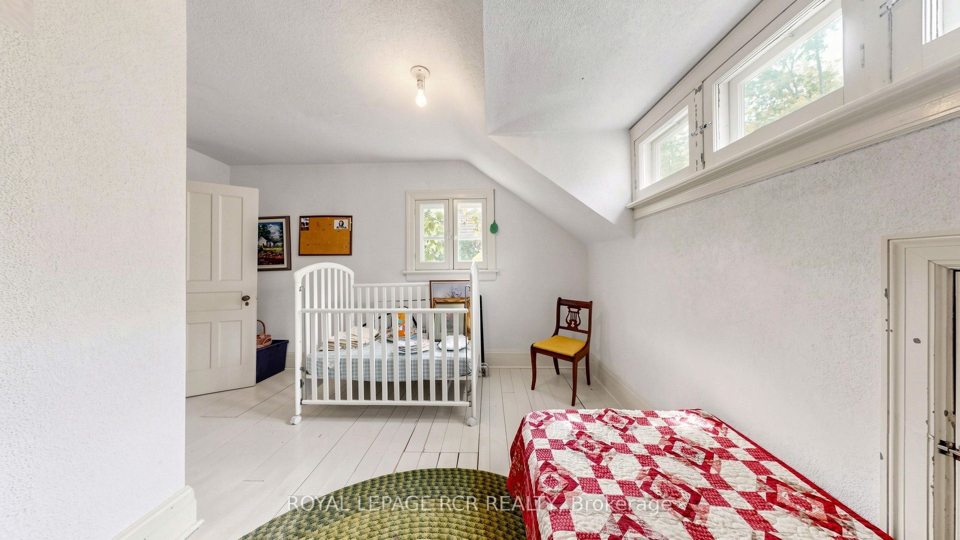 16 Blake Street Property Photo 33