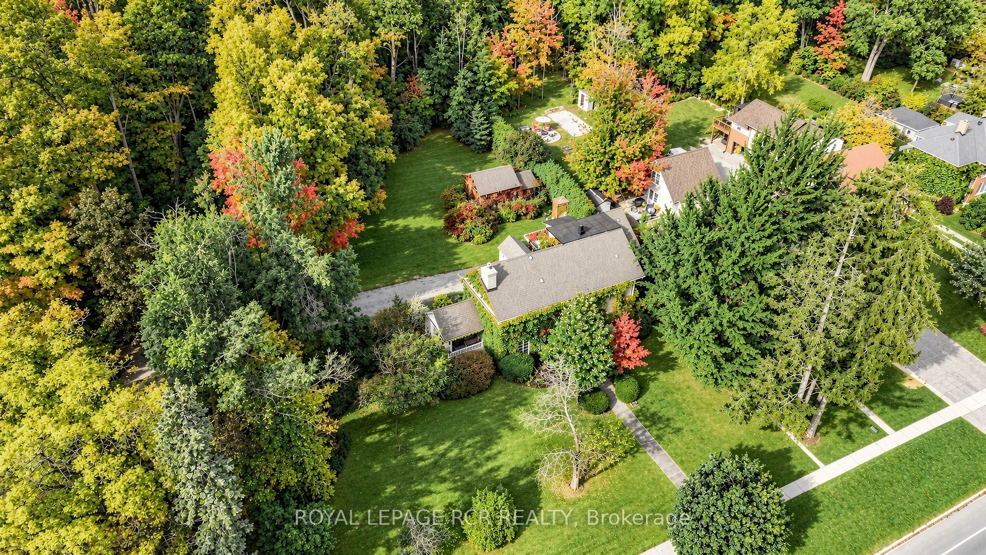 16 Blake Street Property Photo 41