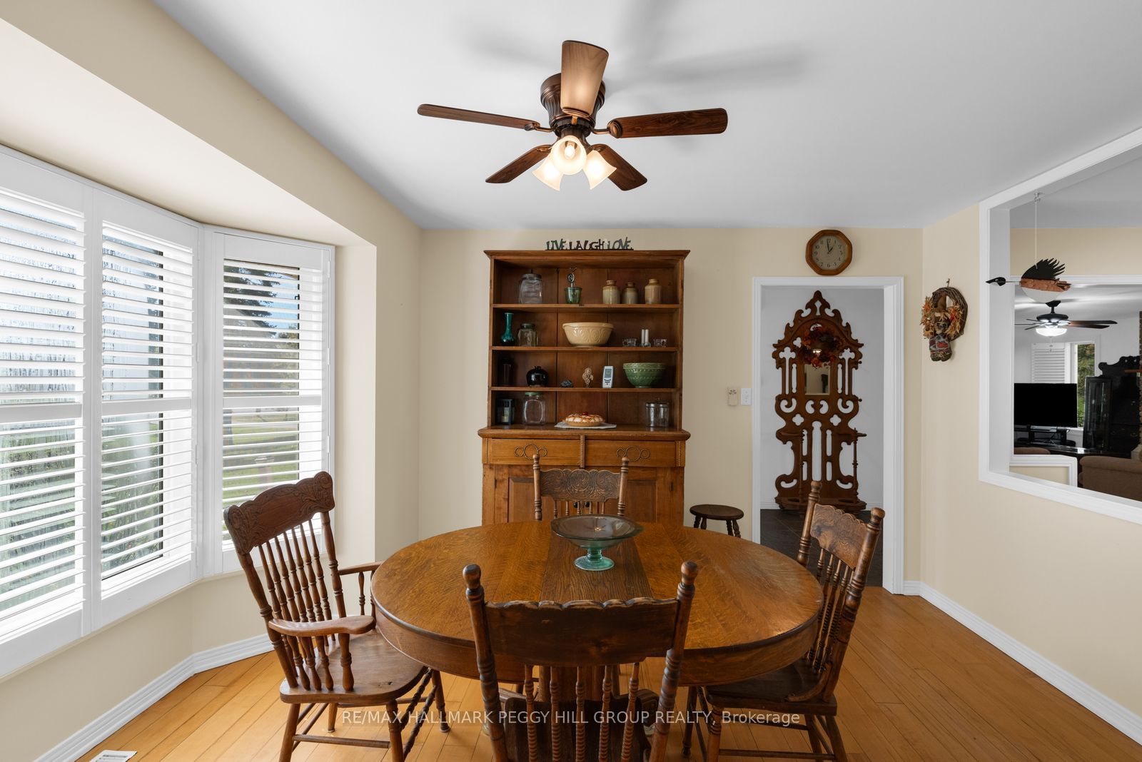 414 Horseshoe Valley Road E Property Photo 5