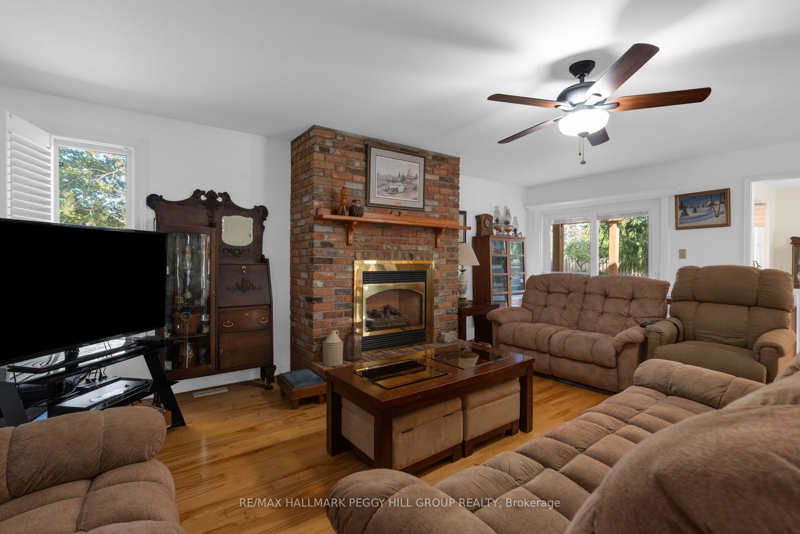 414 Horseshoe Valley Road E Property Photo 8