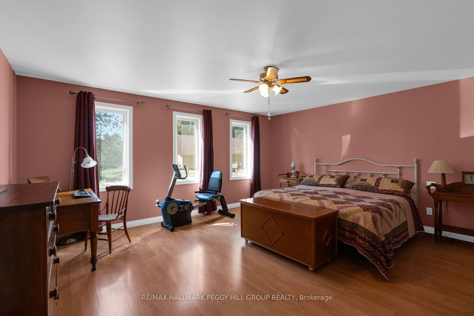 414 Horseshoe Valley Road E Property Photo 12