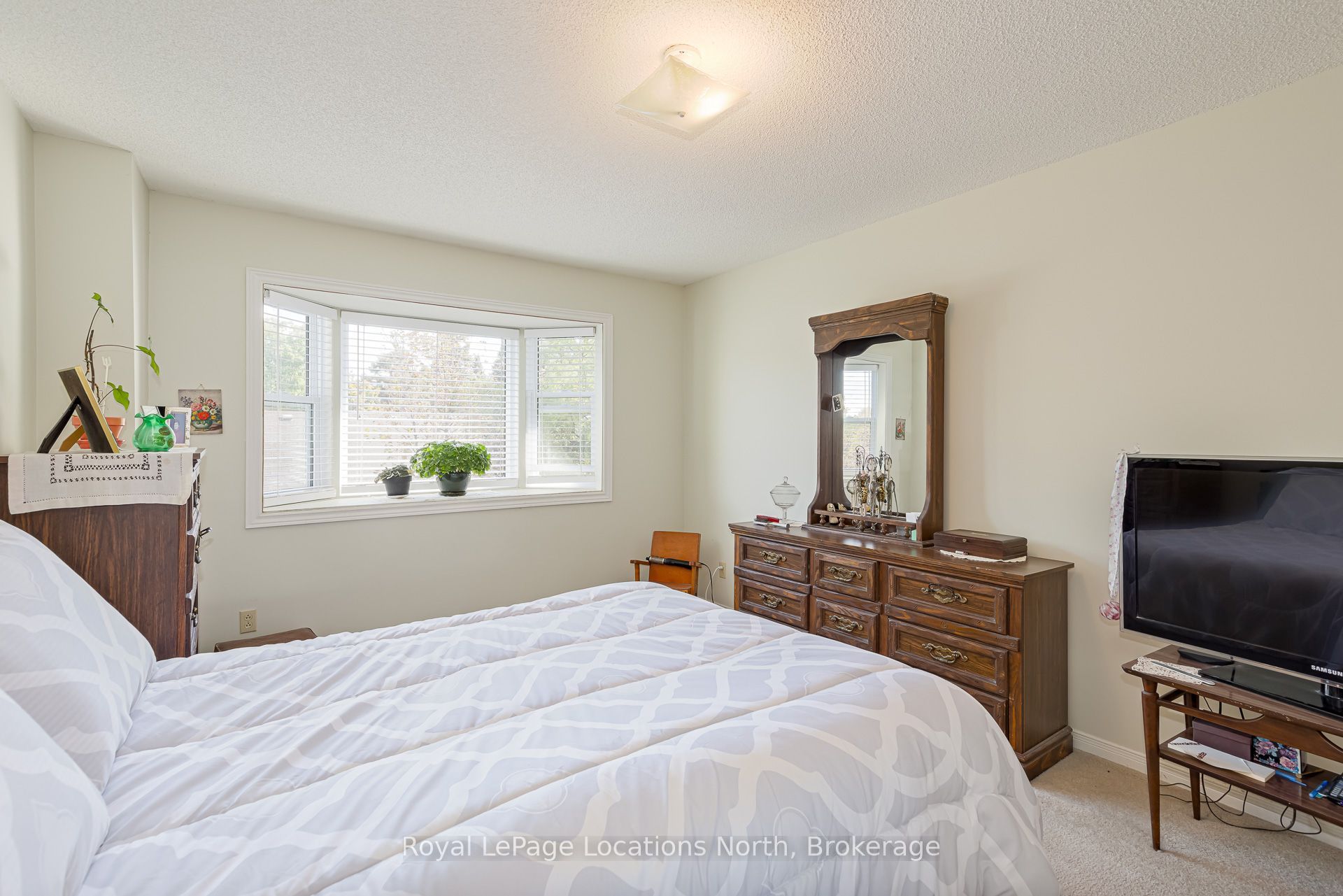 403 Thomas Street S 8 Property Photo 19