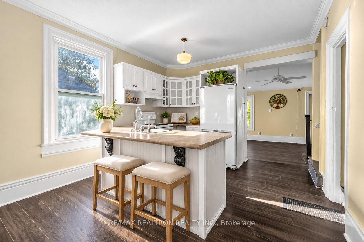 52 Parkside Drive Property Photo 18