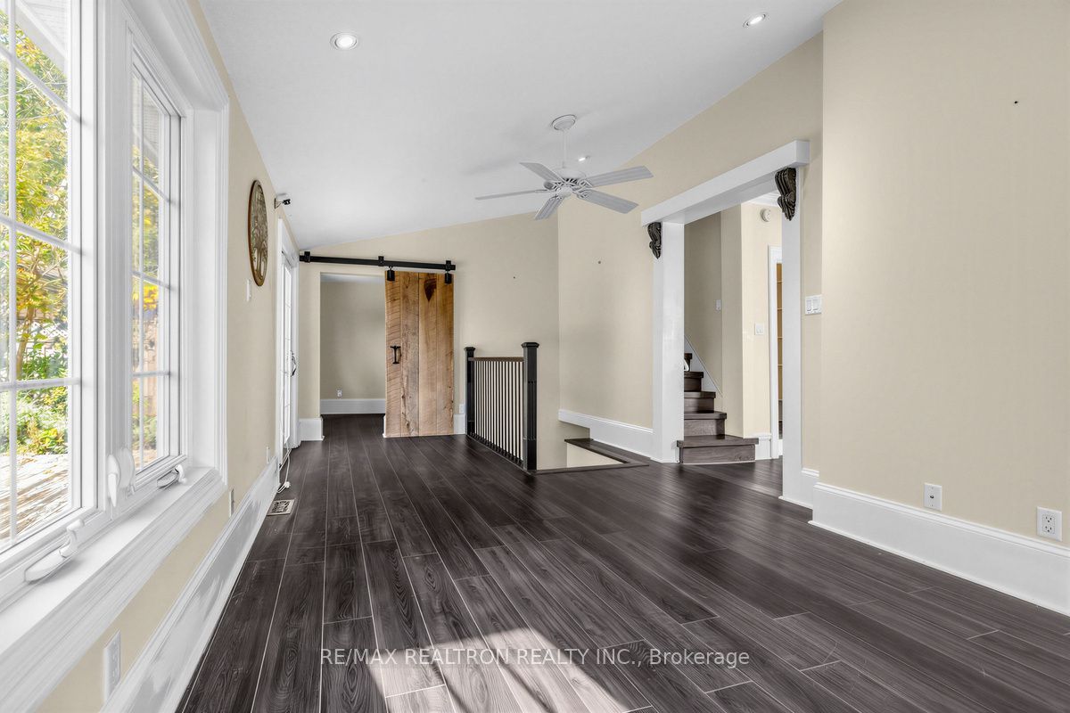 52 Parkside Drive Property Photo 28