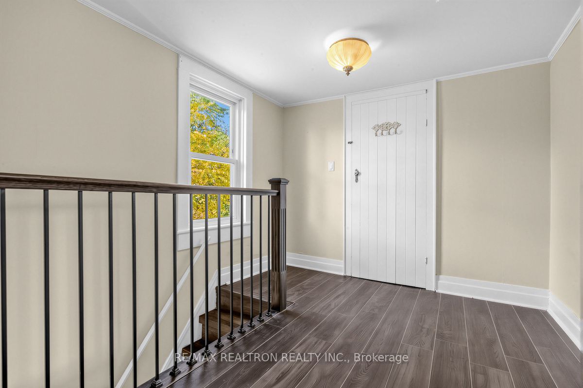 52 Parkside Drive Property Photo 35