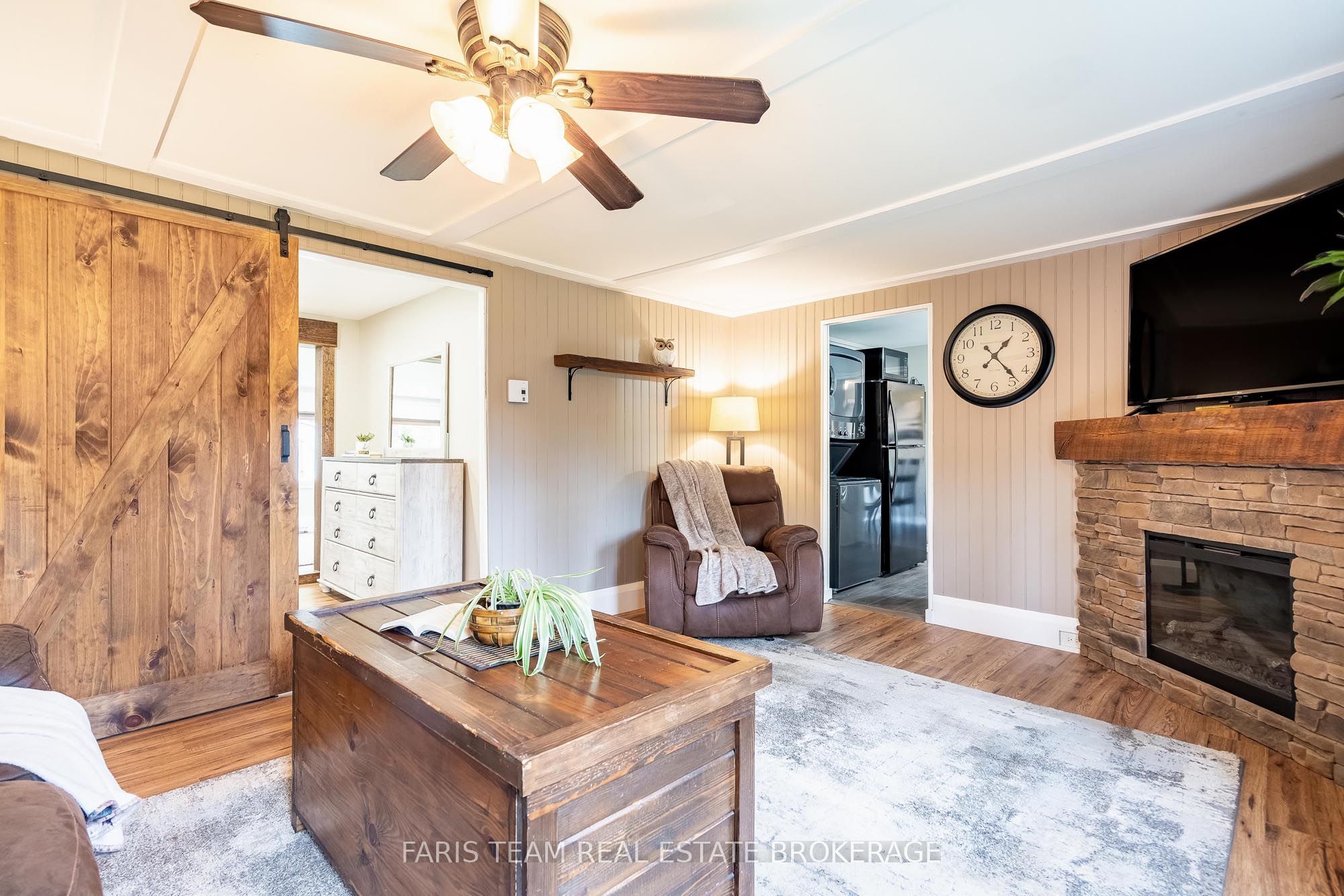 244/250 Dignard Avenue Property Photo 9