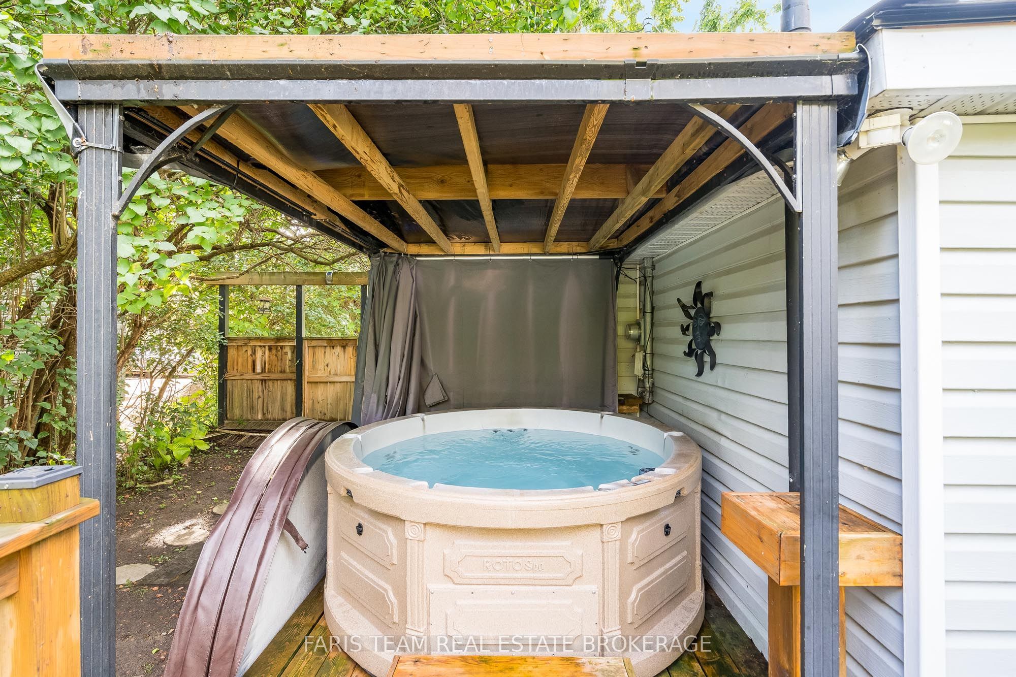 244/250 Dignard Avenue Property Photo 15