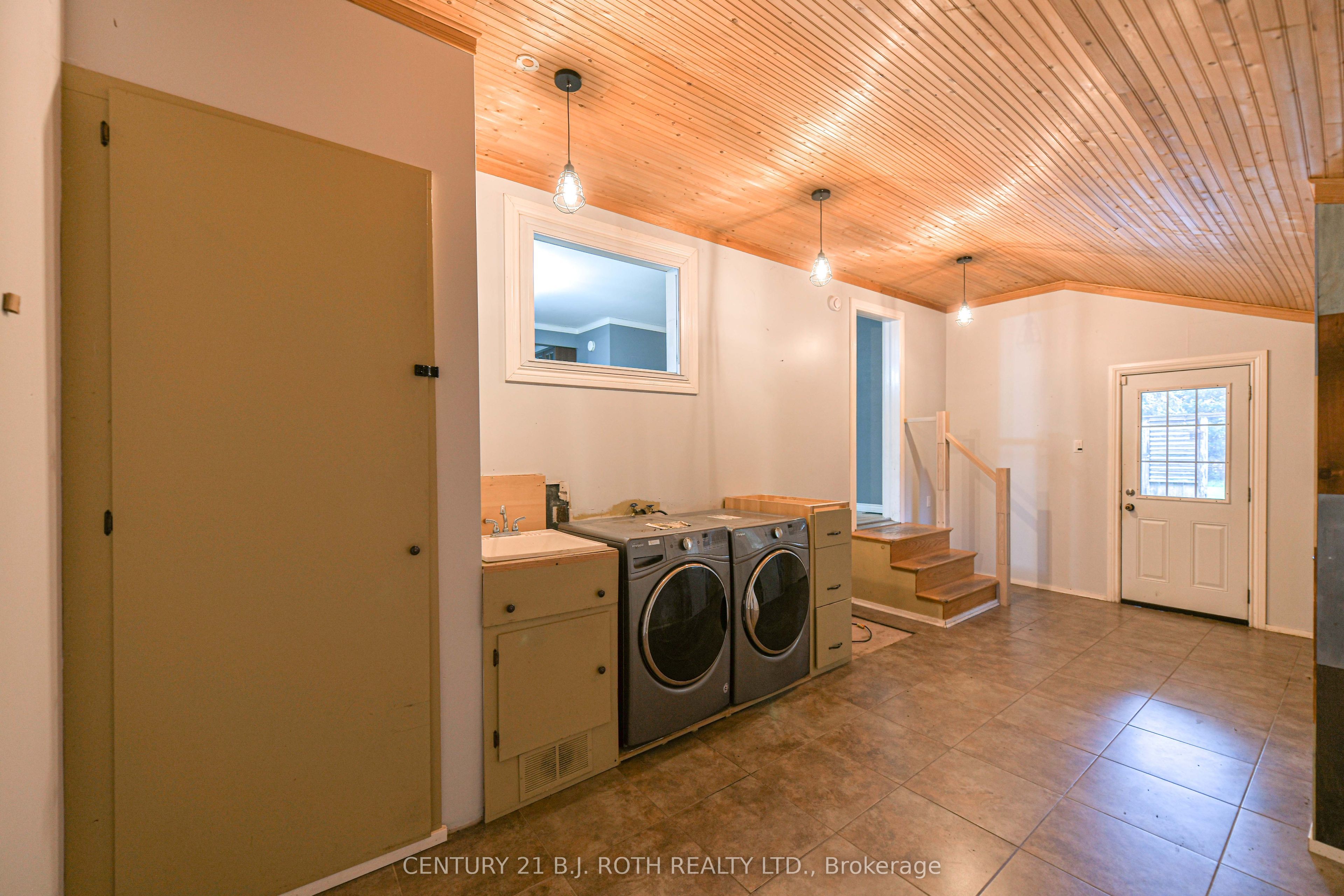 3323 Park Road Property Photo 12