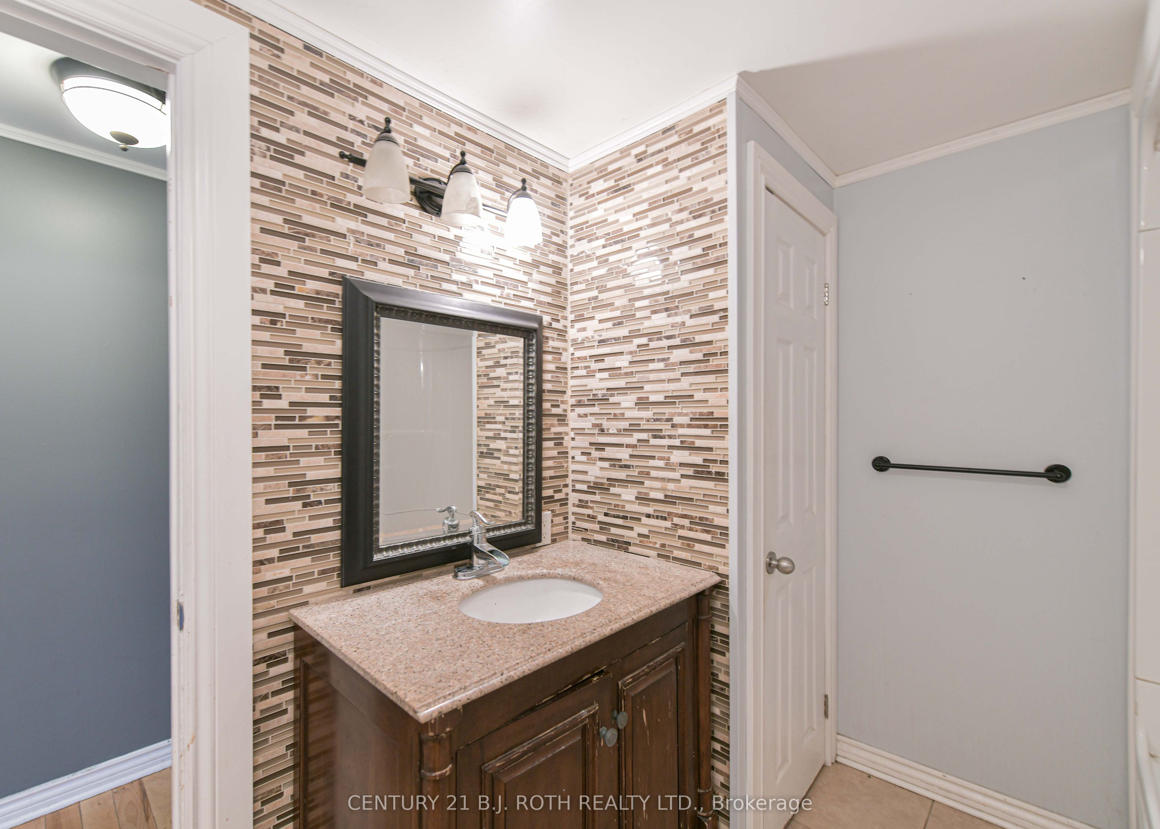 3323 Park Road Property Photo 25