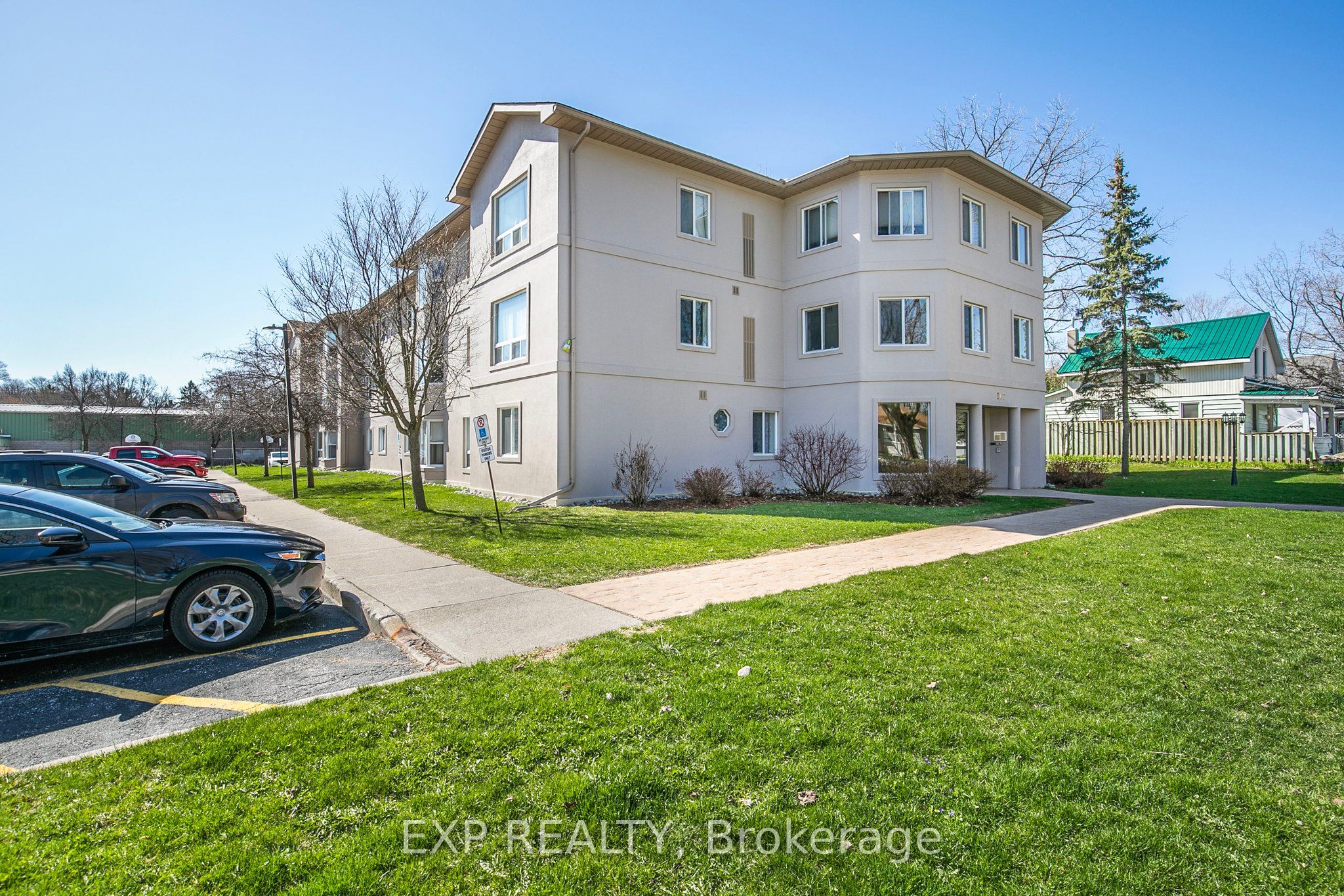 107 Bond Street 303 Property Photo 1