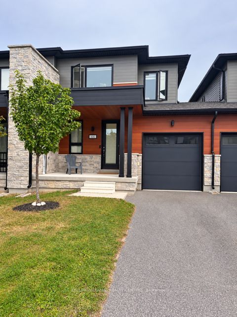 44 Eberhardt Drive Property Photo 1