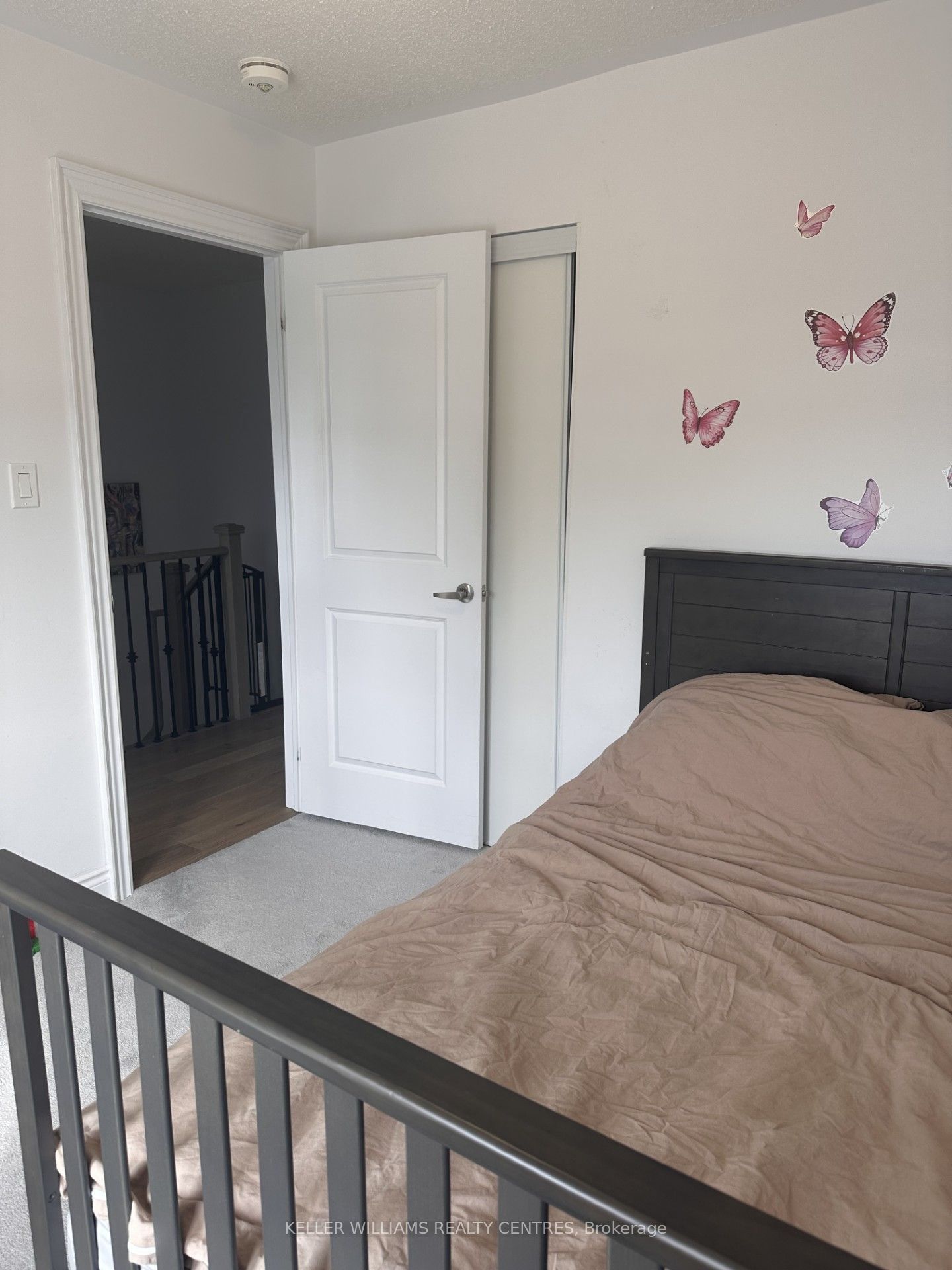 44 Eberhardt Drive Property Photo 21