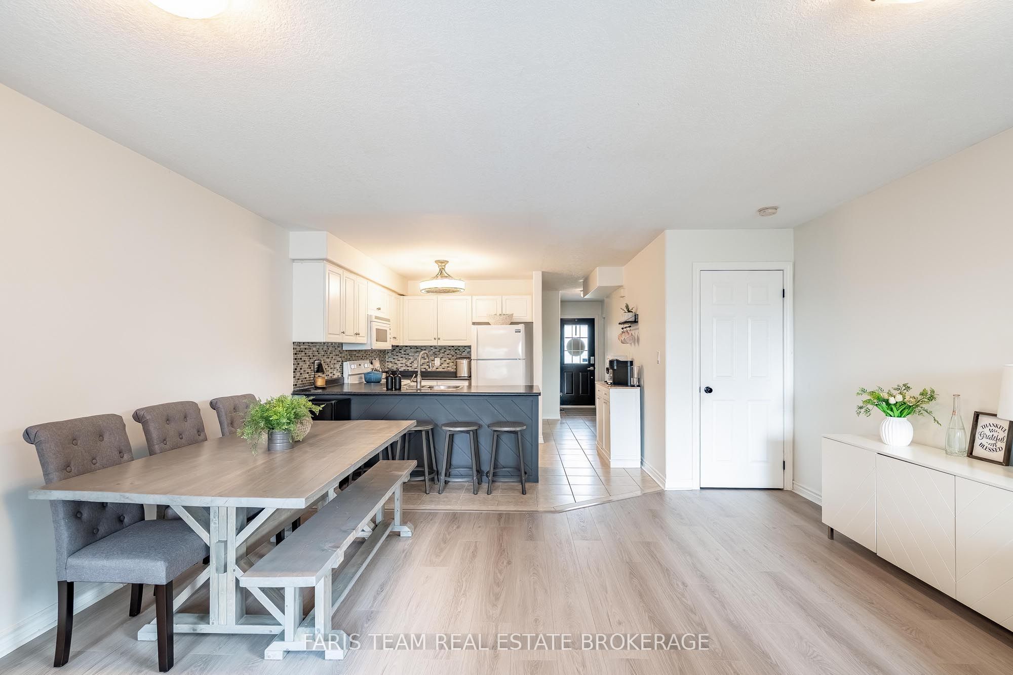 79 Sanford Street Property Photo 11