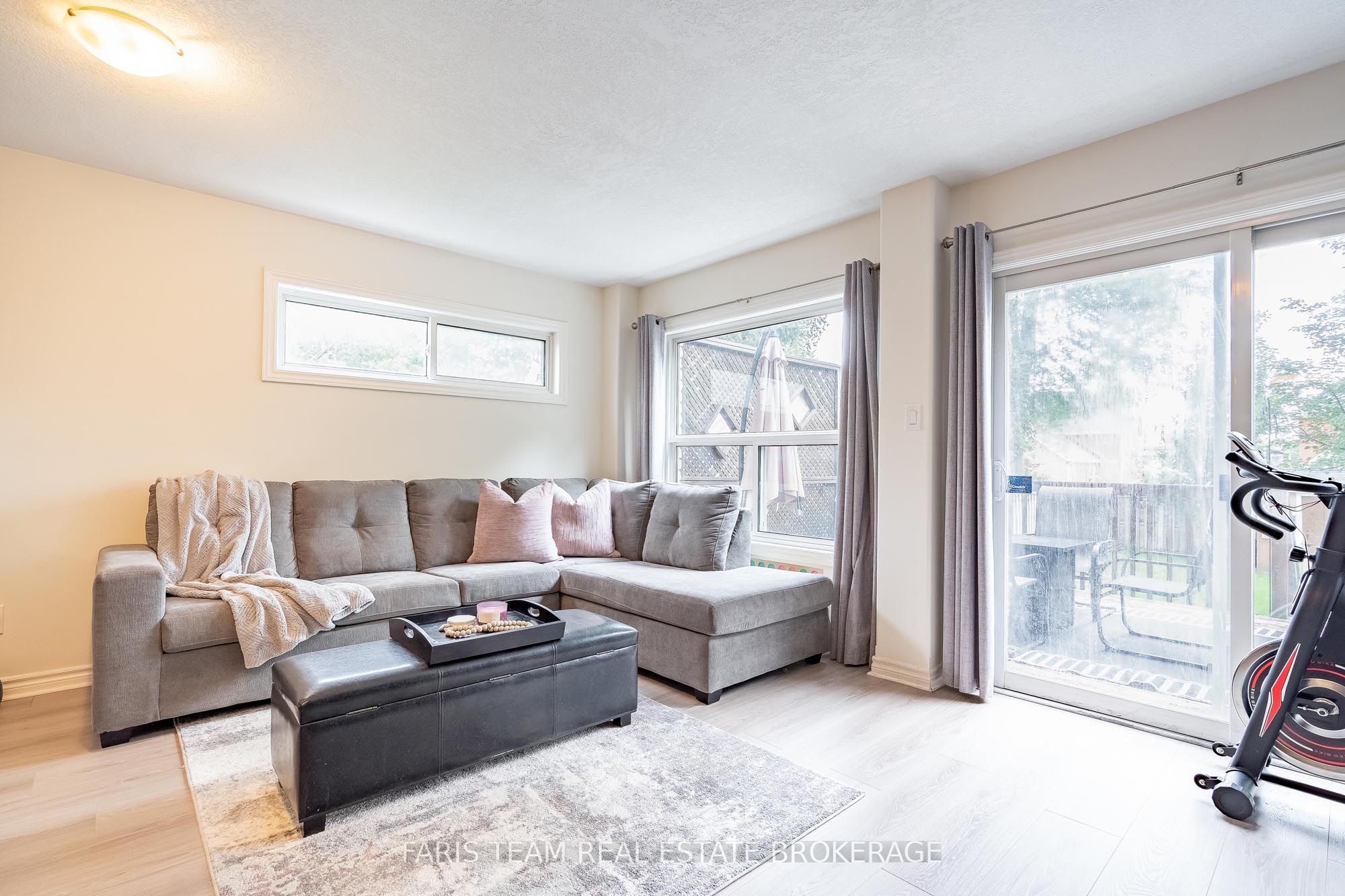79 Sanford Street Property Photo 14