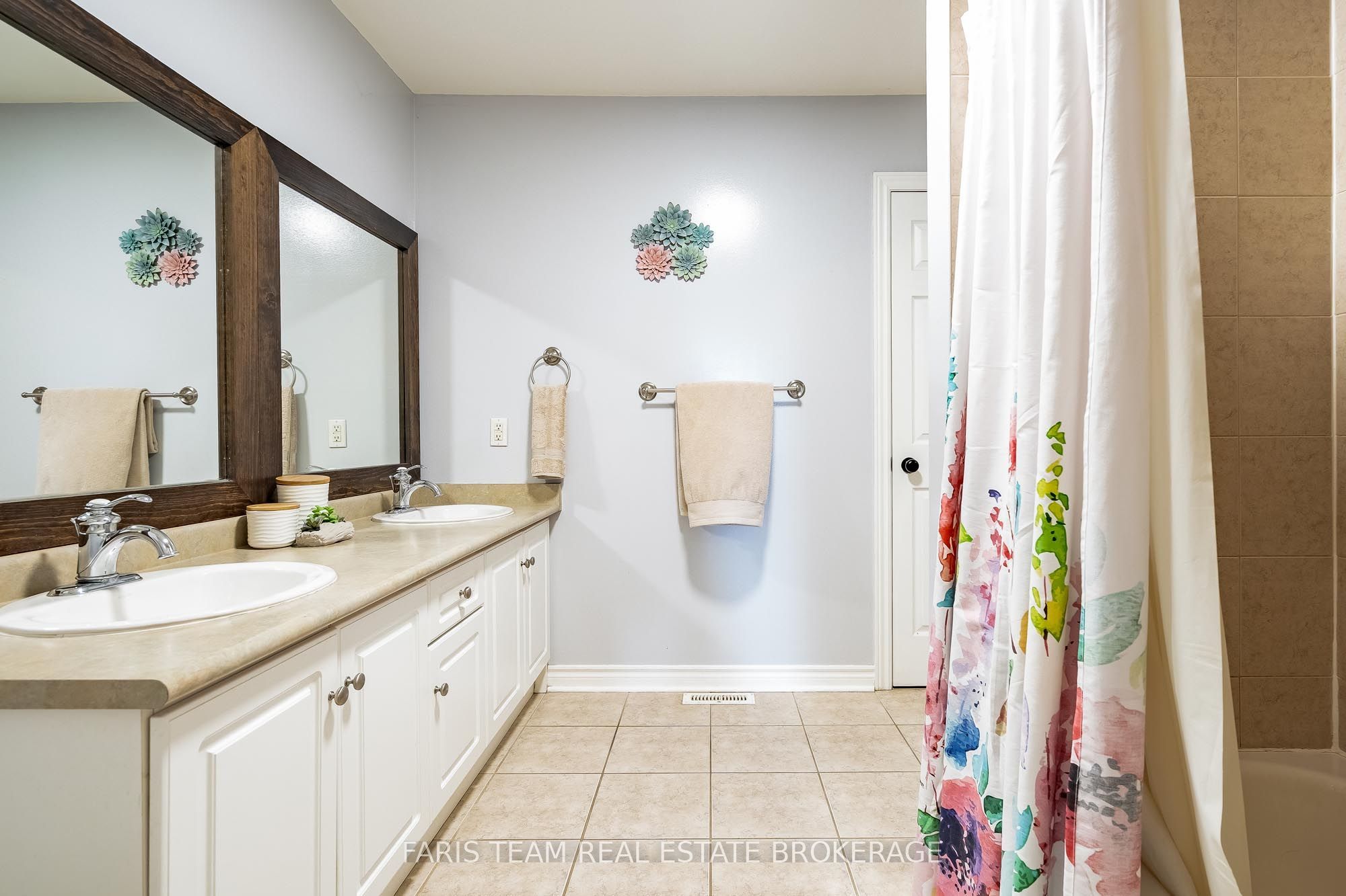 79 Sanford Street Property Photo 19