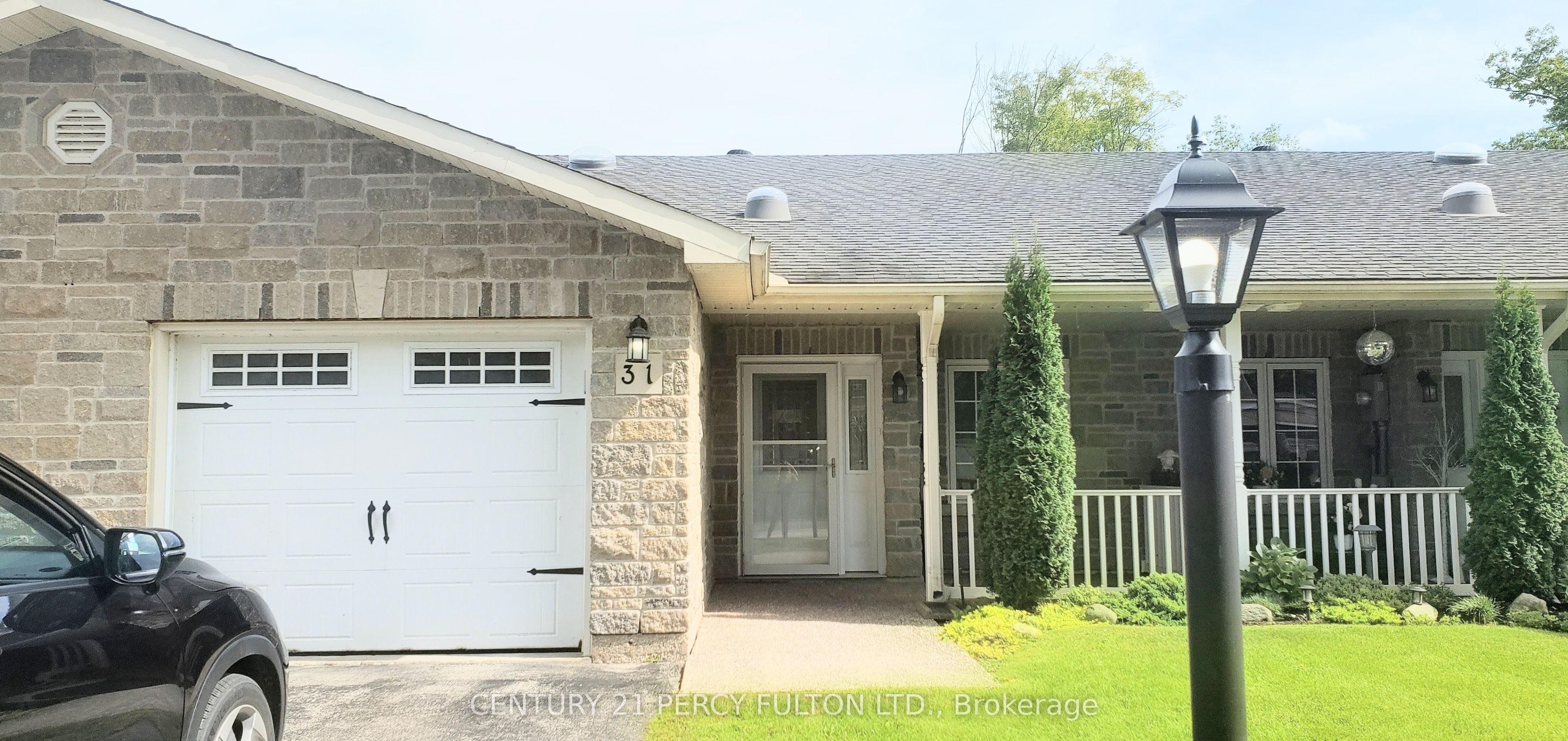 31 Greenway Drive
