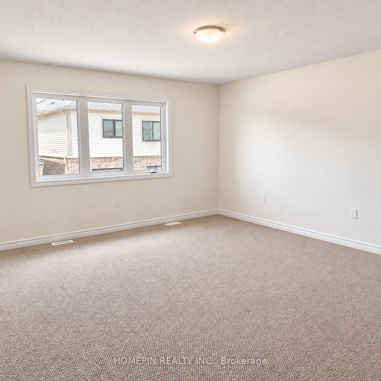 21 Phoenix Boulevard Property Photo 13