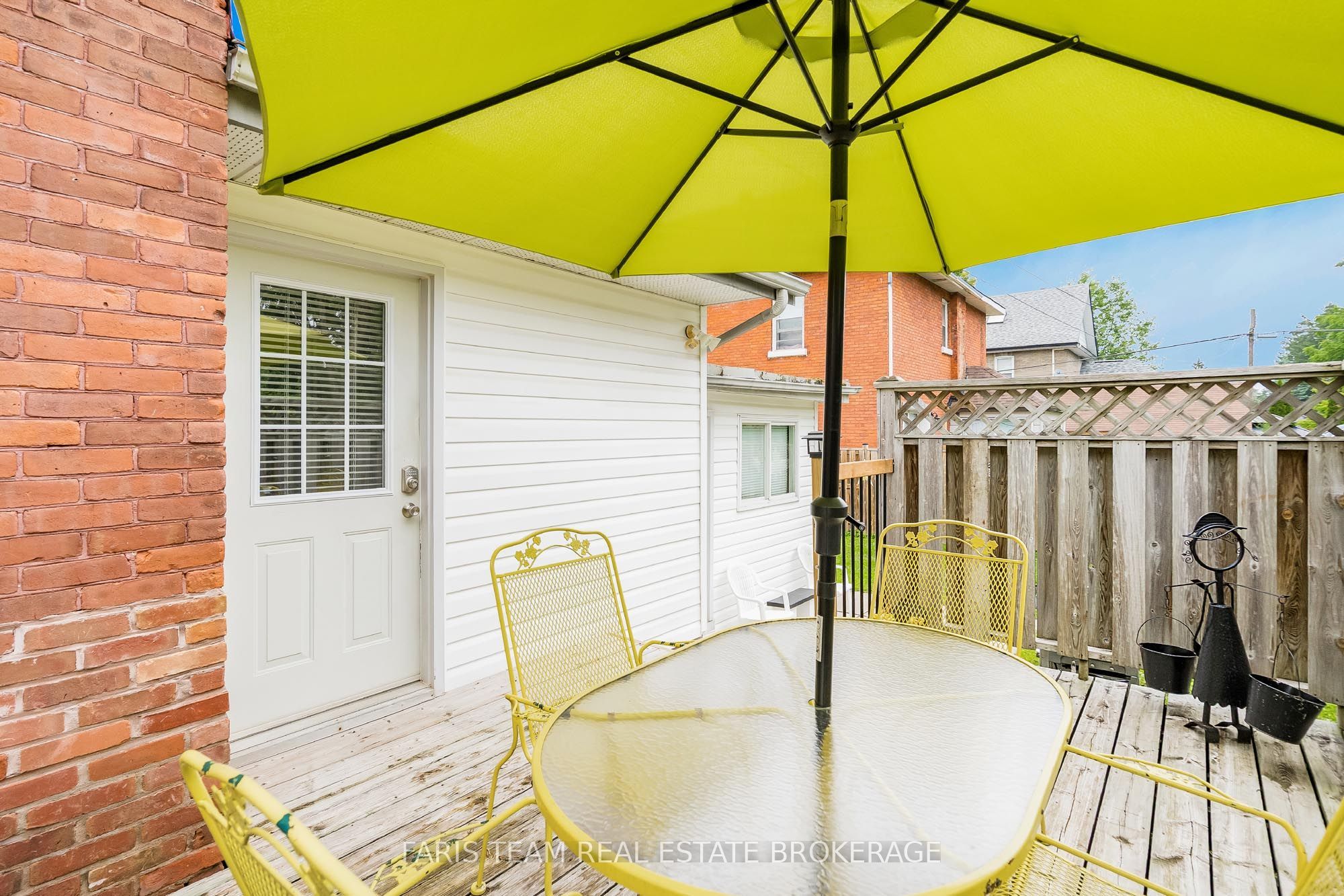 421 Midland Avenue Property Photo 32