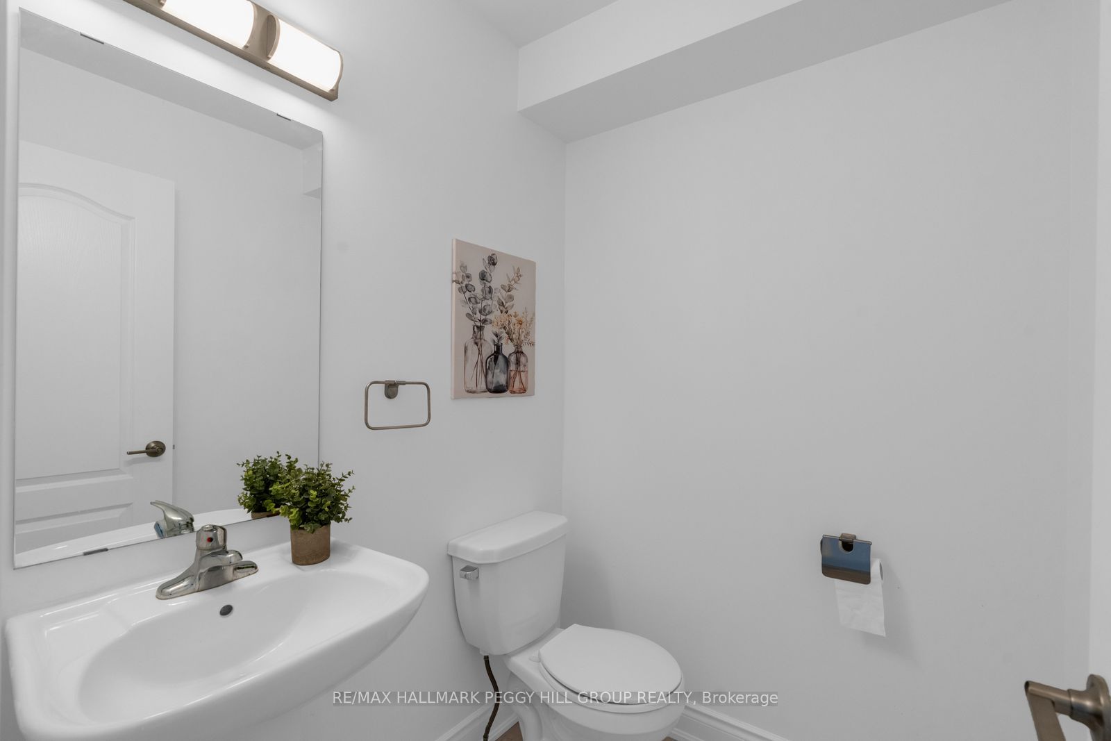 31 Madelaine Drive 3 Property Photo 6