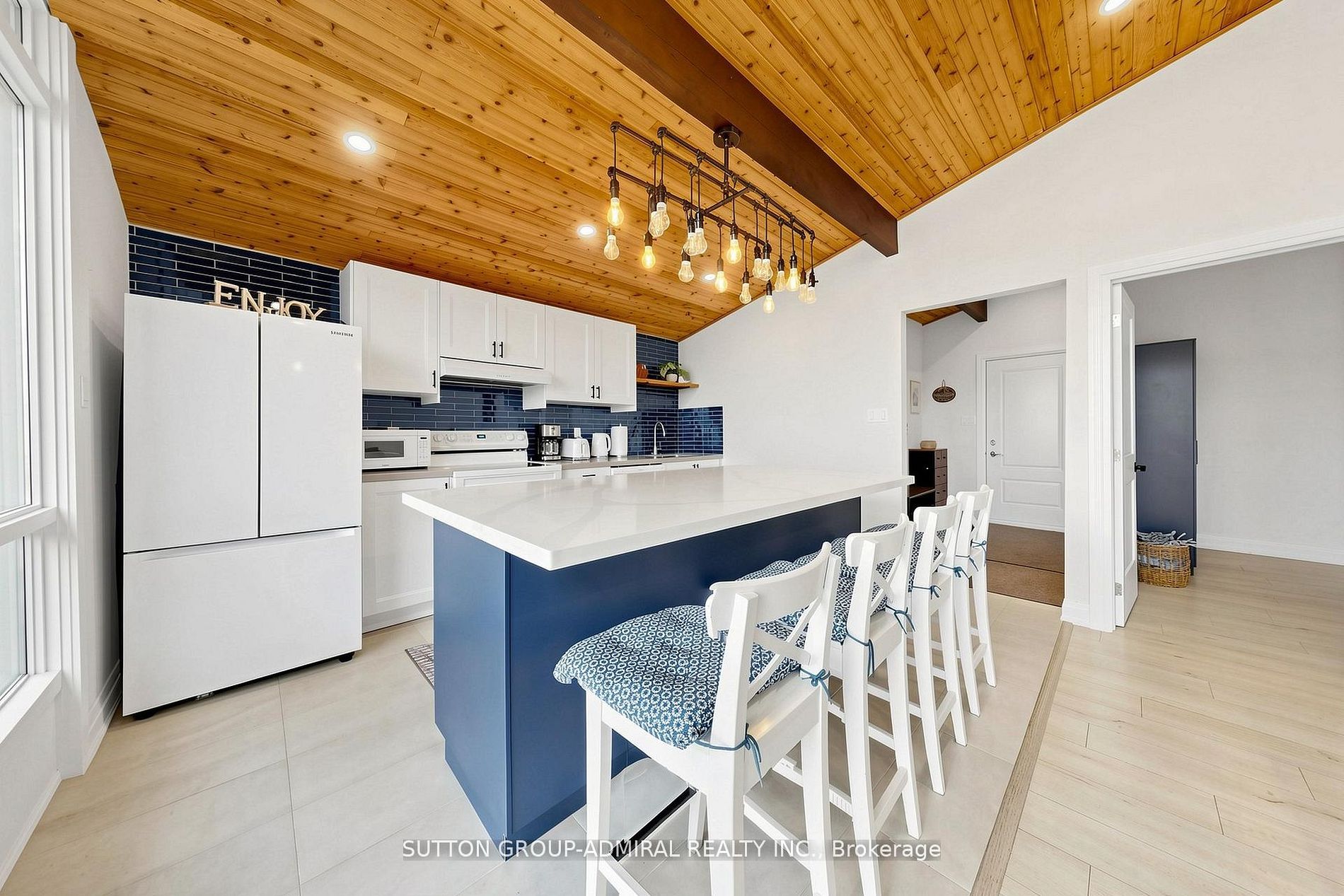 28 Timcourt Drive Property Photo 9