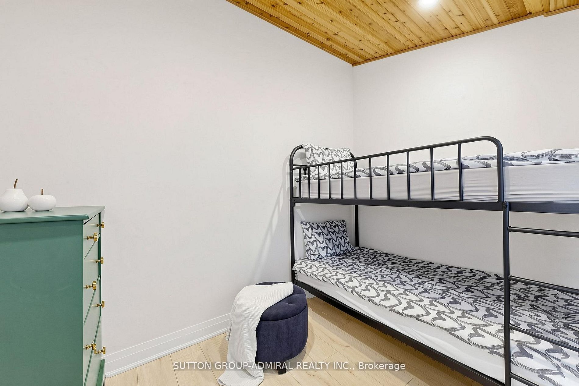 28 Timcourt Drive Property Photo 12