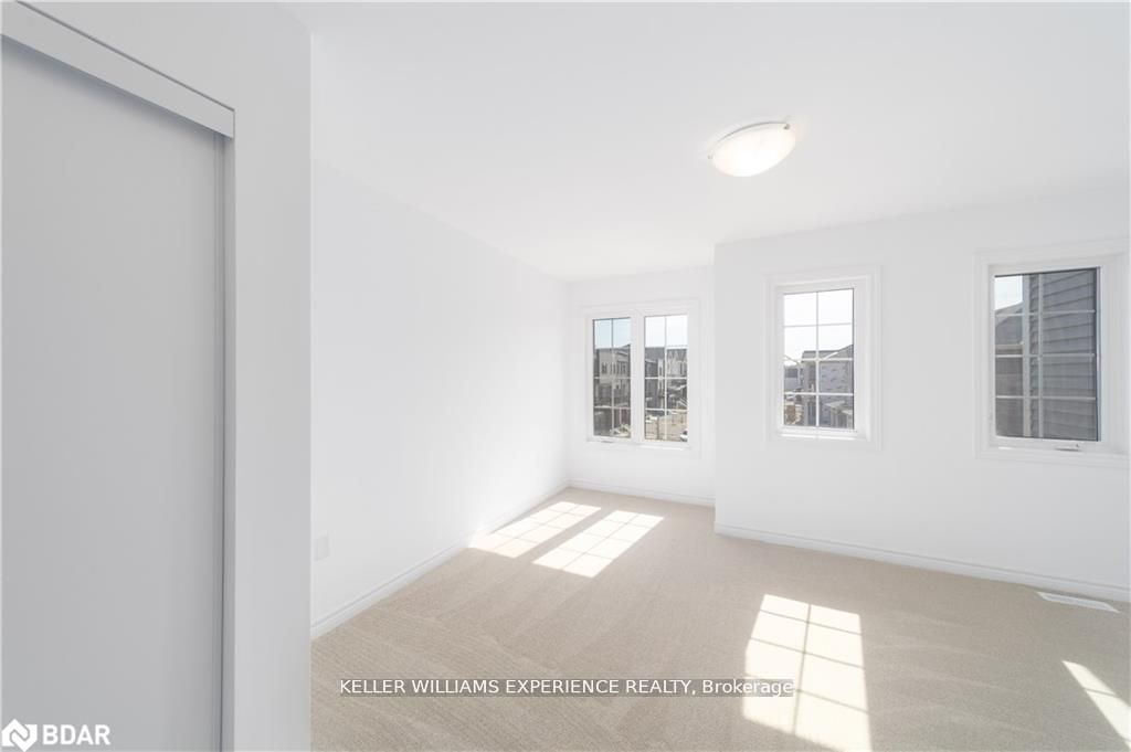 47 Pumpkin Corner Crescent Property Photo 6