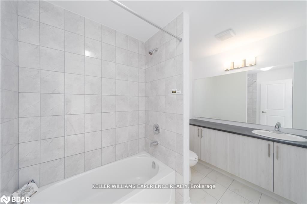 47 Pumpkin Corner Crescent Property Photo 8