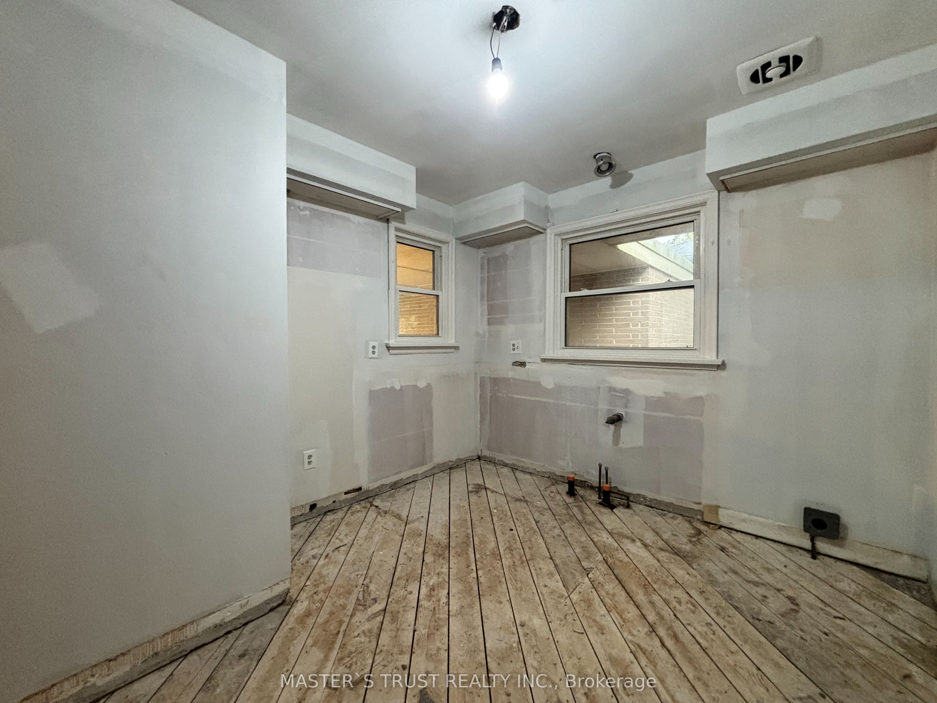 62 Melrose Avenue Property Photo 13