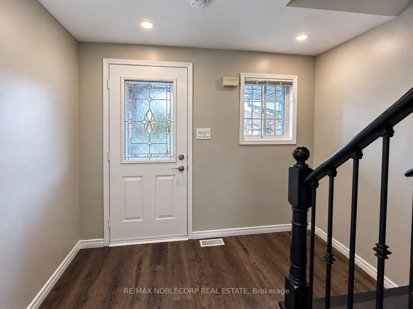 267 Dunsmore Lane Property Photo 2