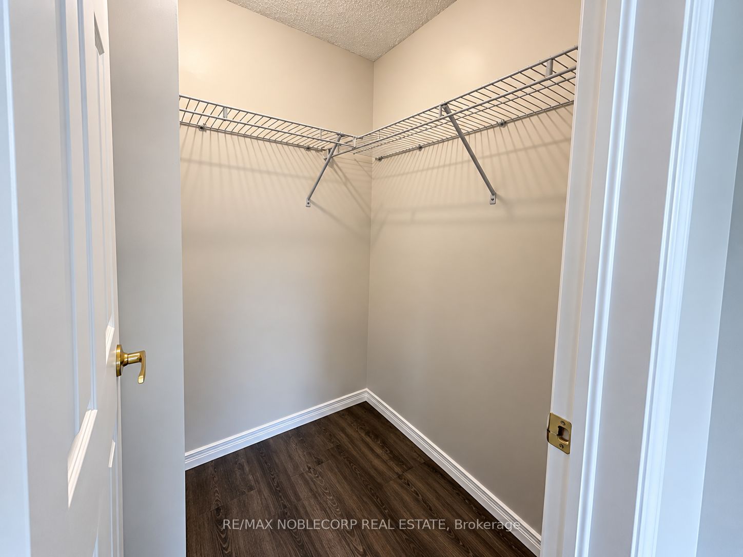 267 Dunsmore Lane Property Photo 12