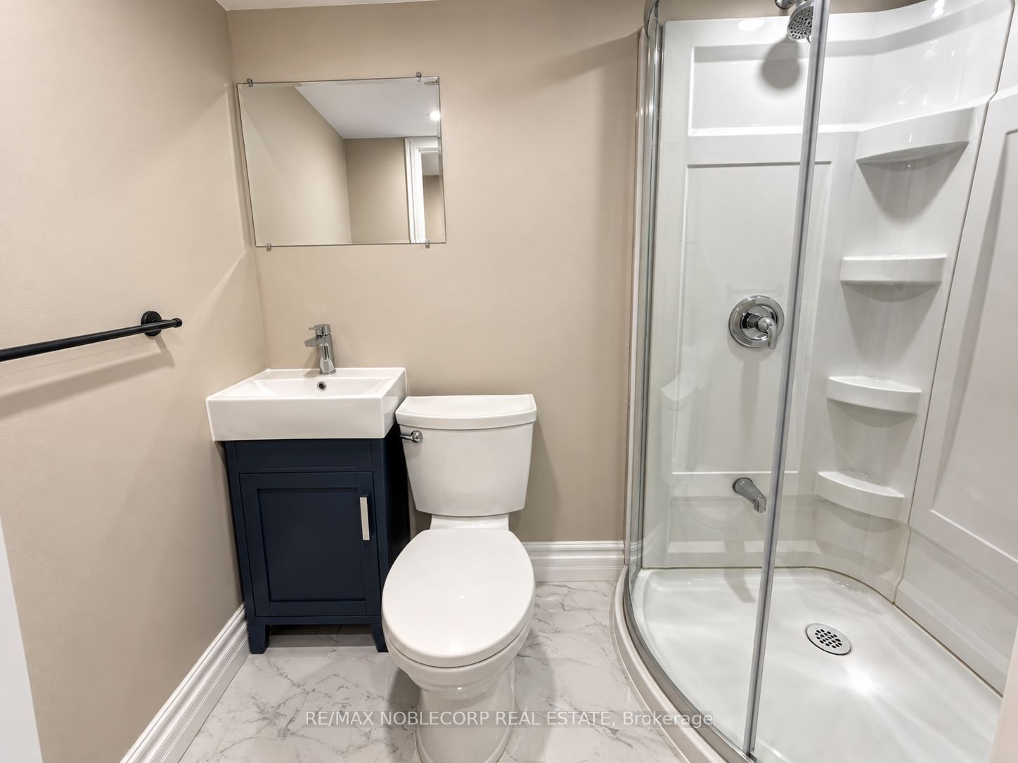 267 Dunsmore Lane Property Photo 18