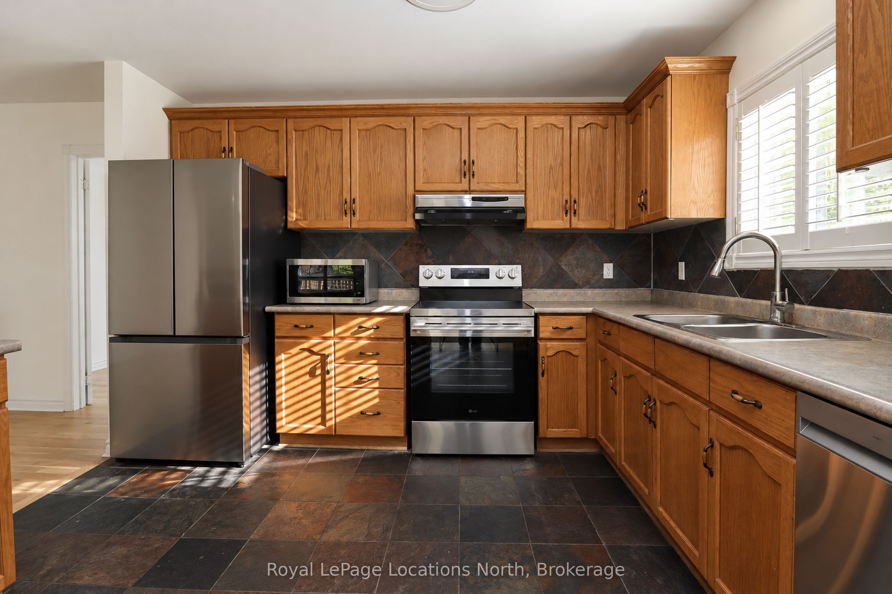16 Donato Way Property Photo 15
