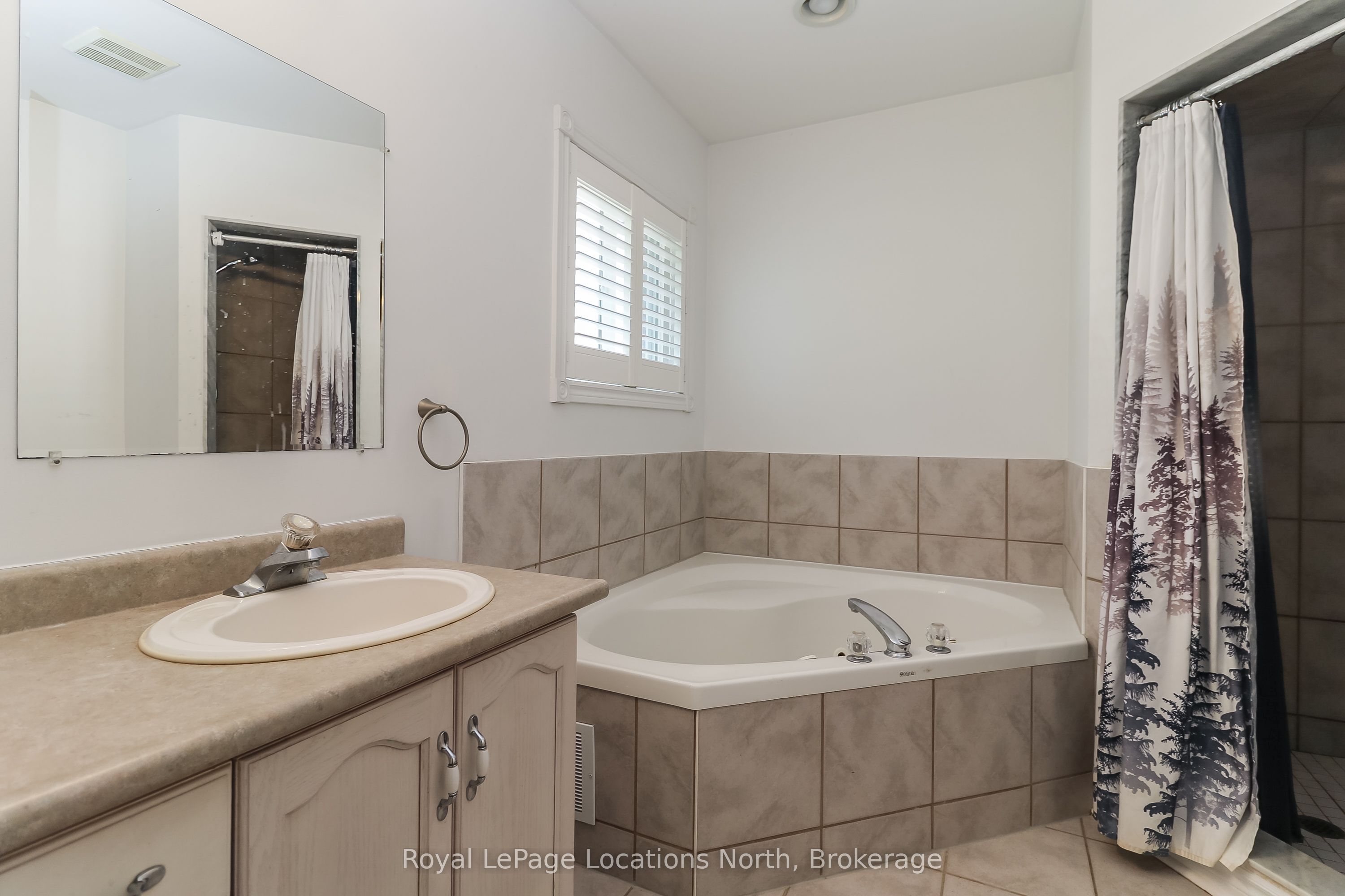 16 Donato Way Property Photo 24