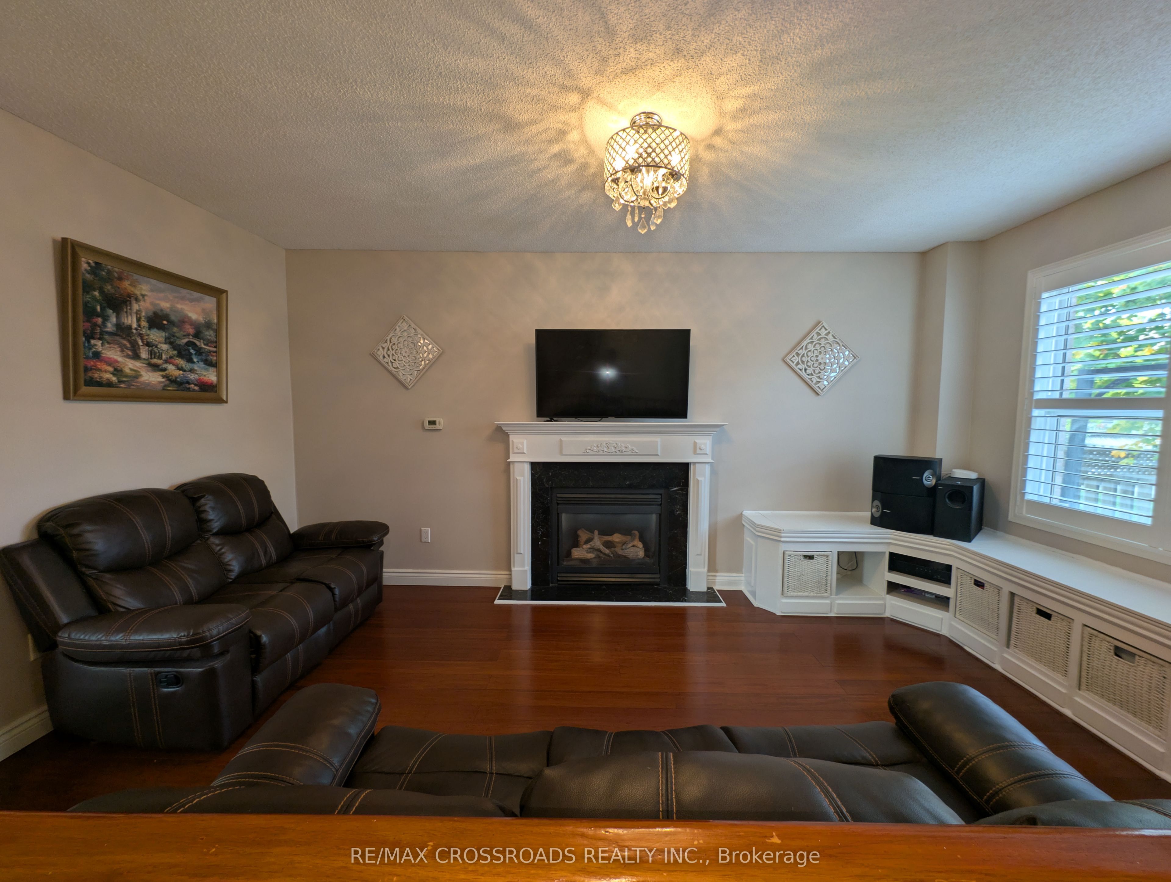 94 Violet Street Property Photo 5