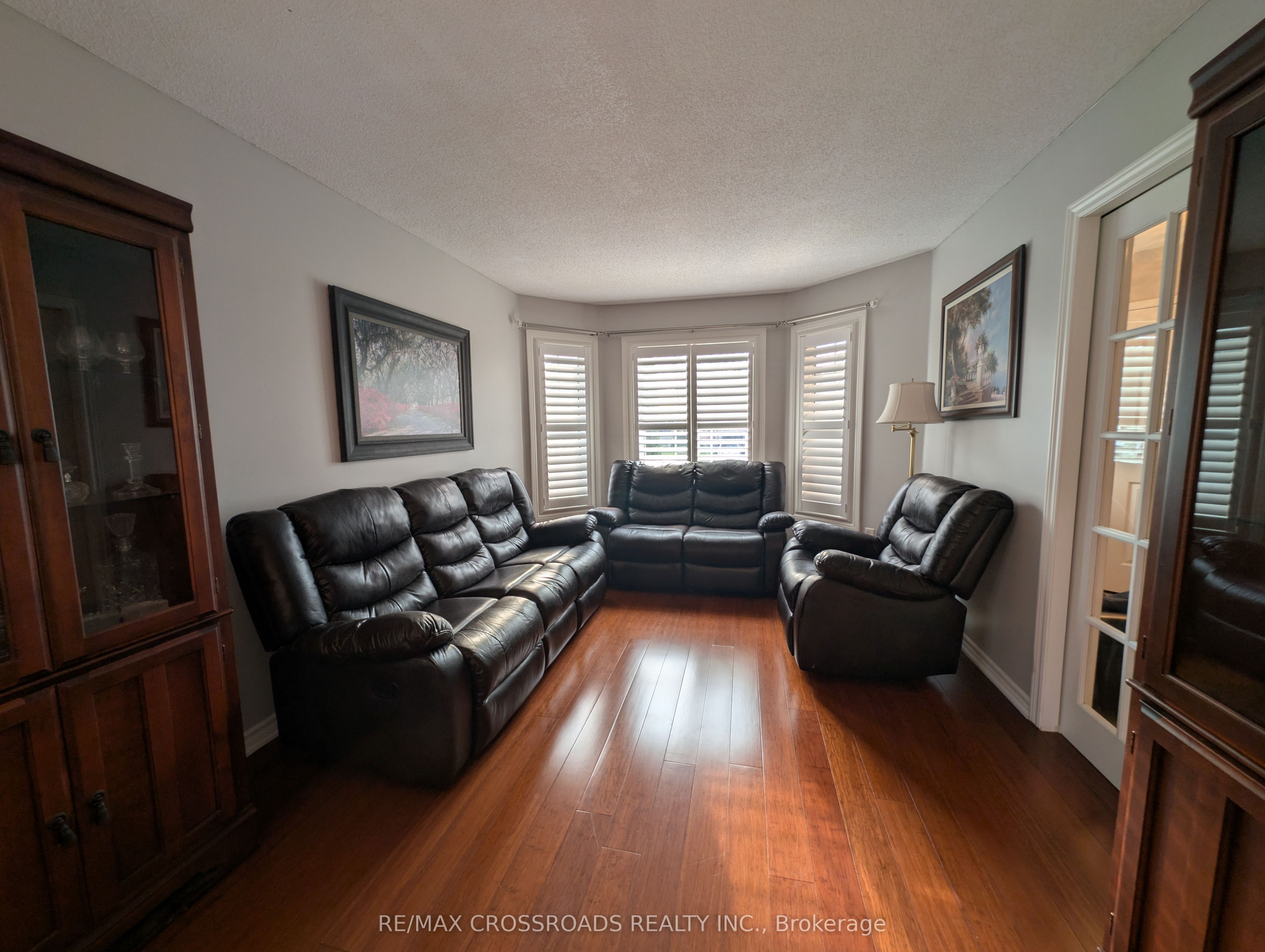 94 Violet Street Property Photo 7
