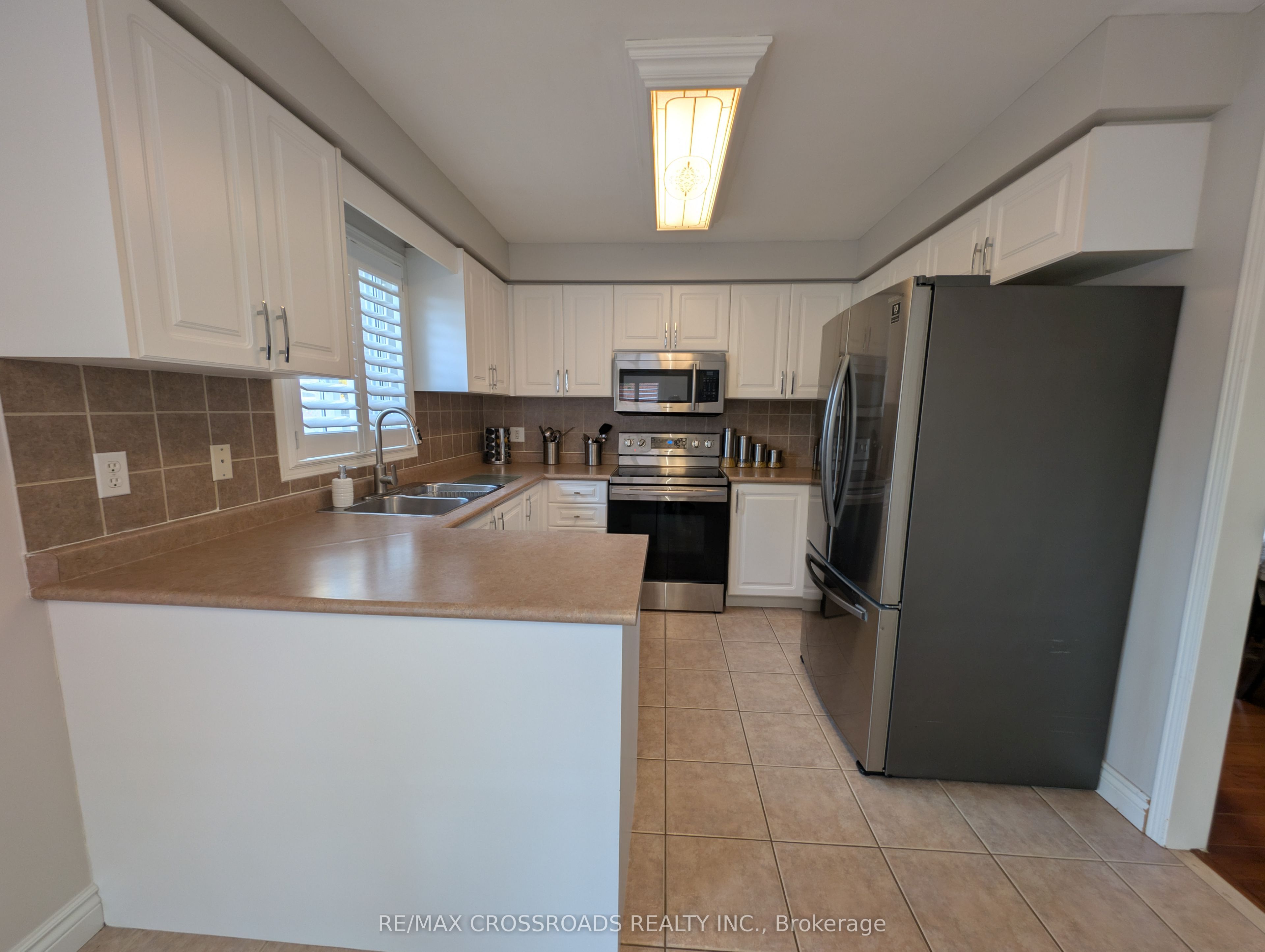 94 Violet Street Property Photo 14