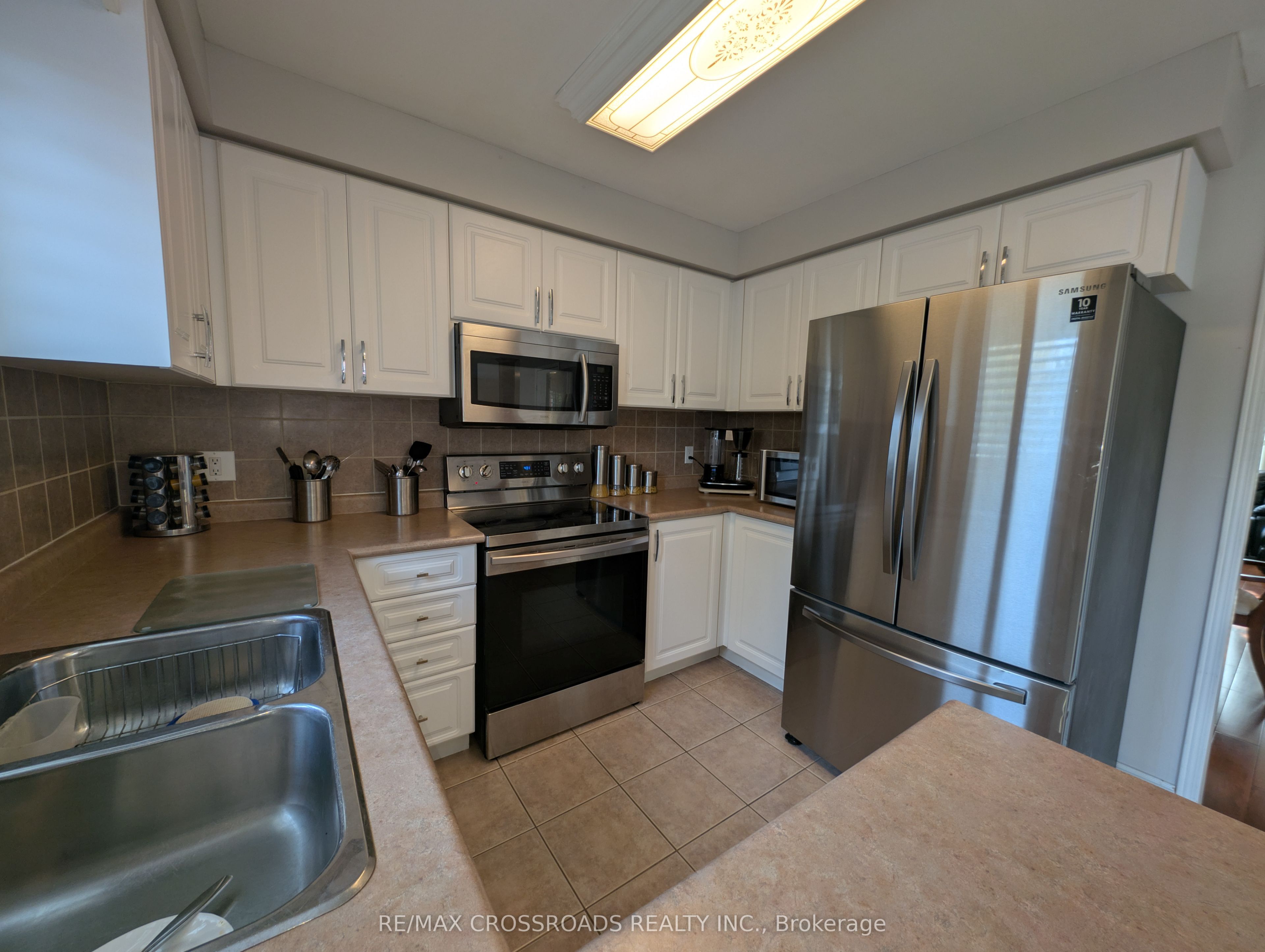 94 Violet Street Property Photo 16