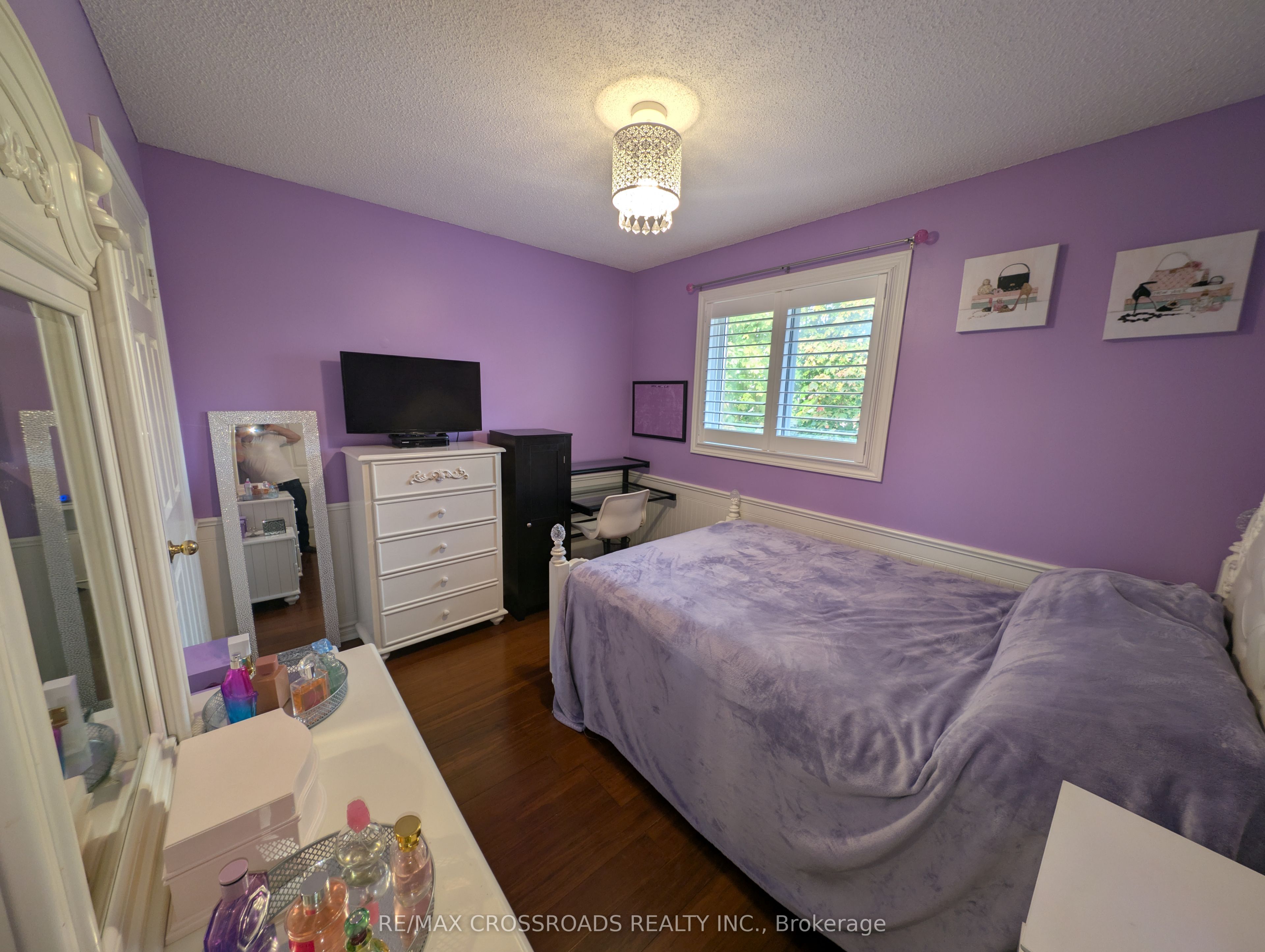 94 Violet Street Property Photo 23