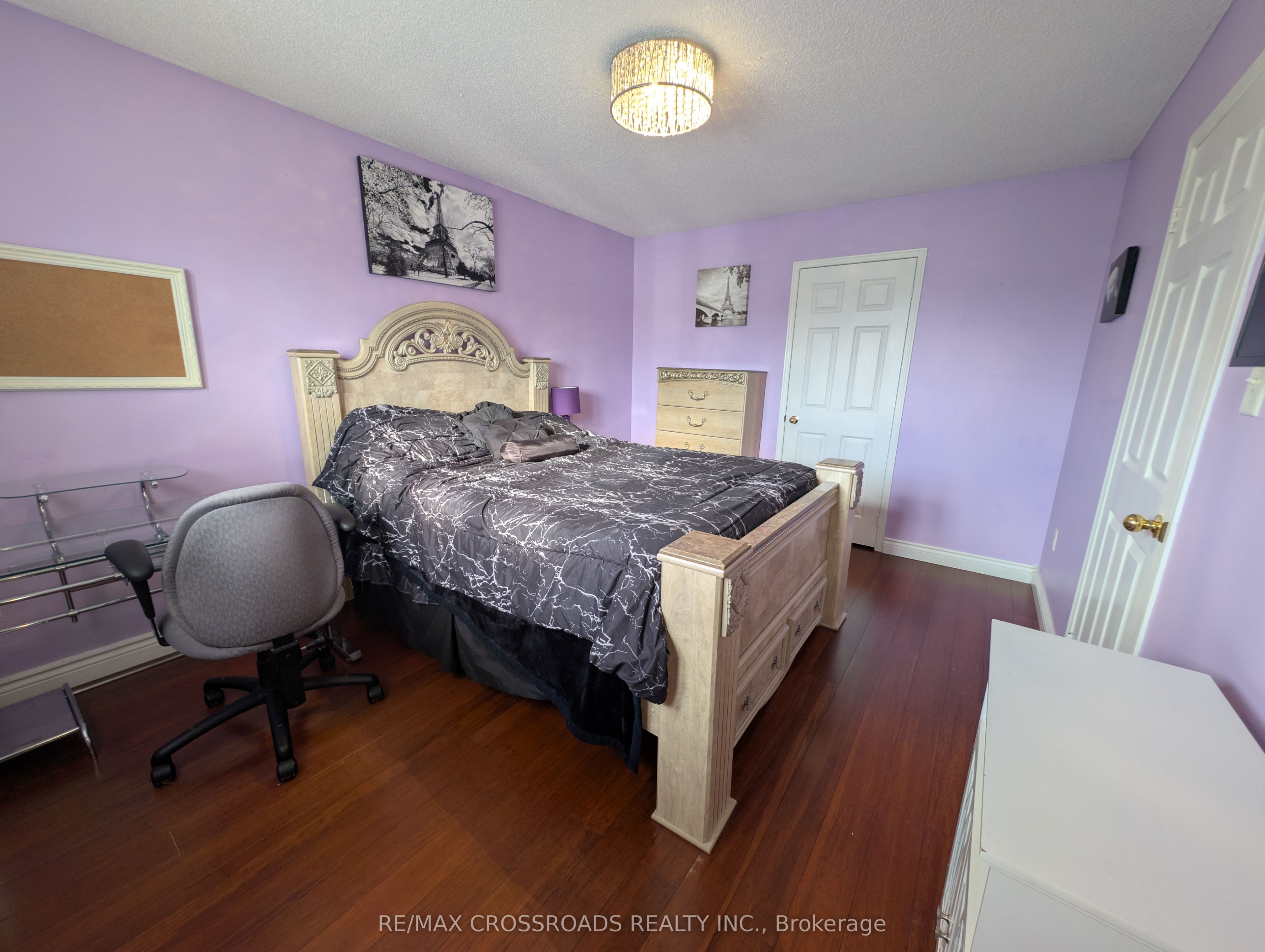 94 Violet Street Property Photo 25