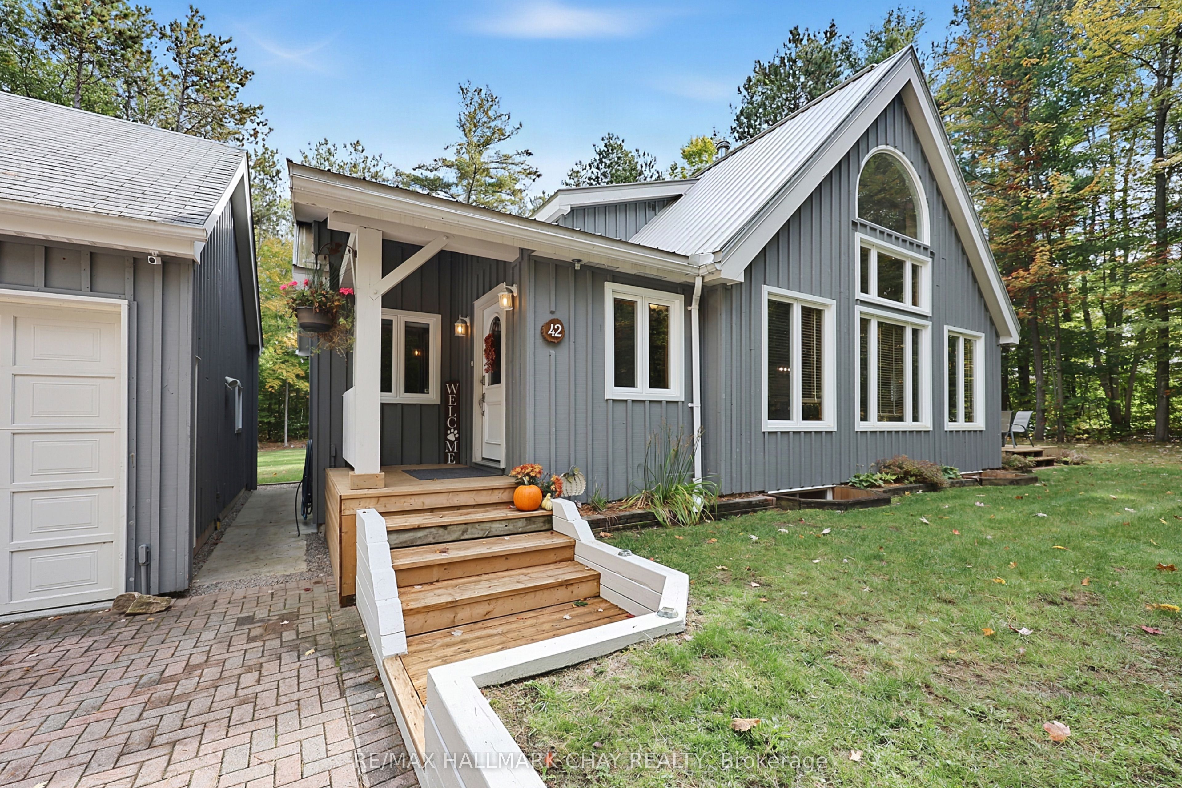 42 Whippoorwill Drive Property Photo 4