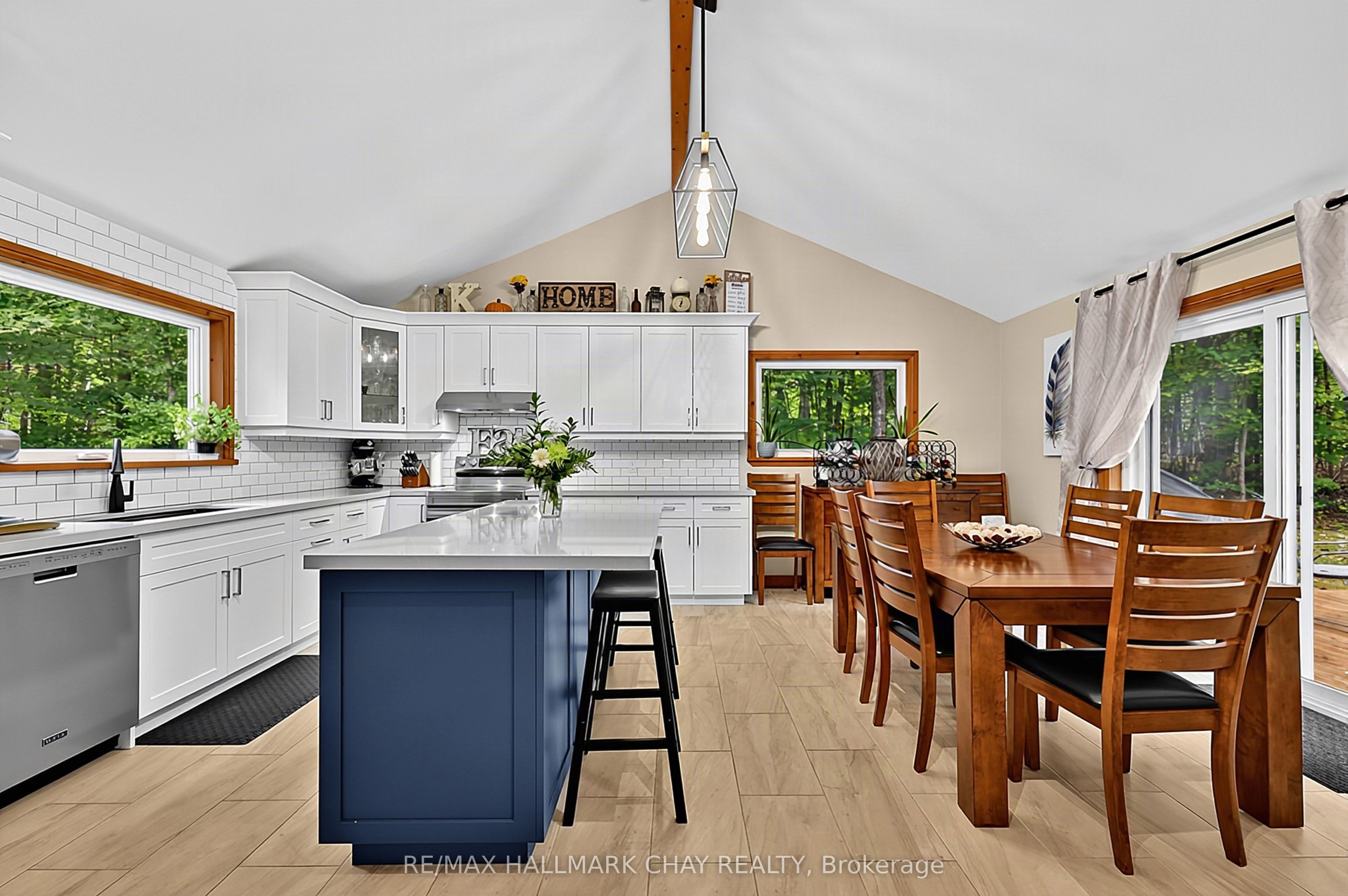 42 Whippoorwill Drive Property Photo 12
