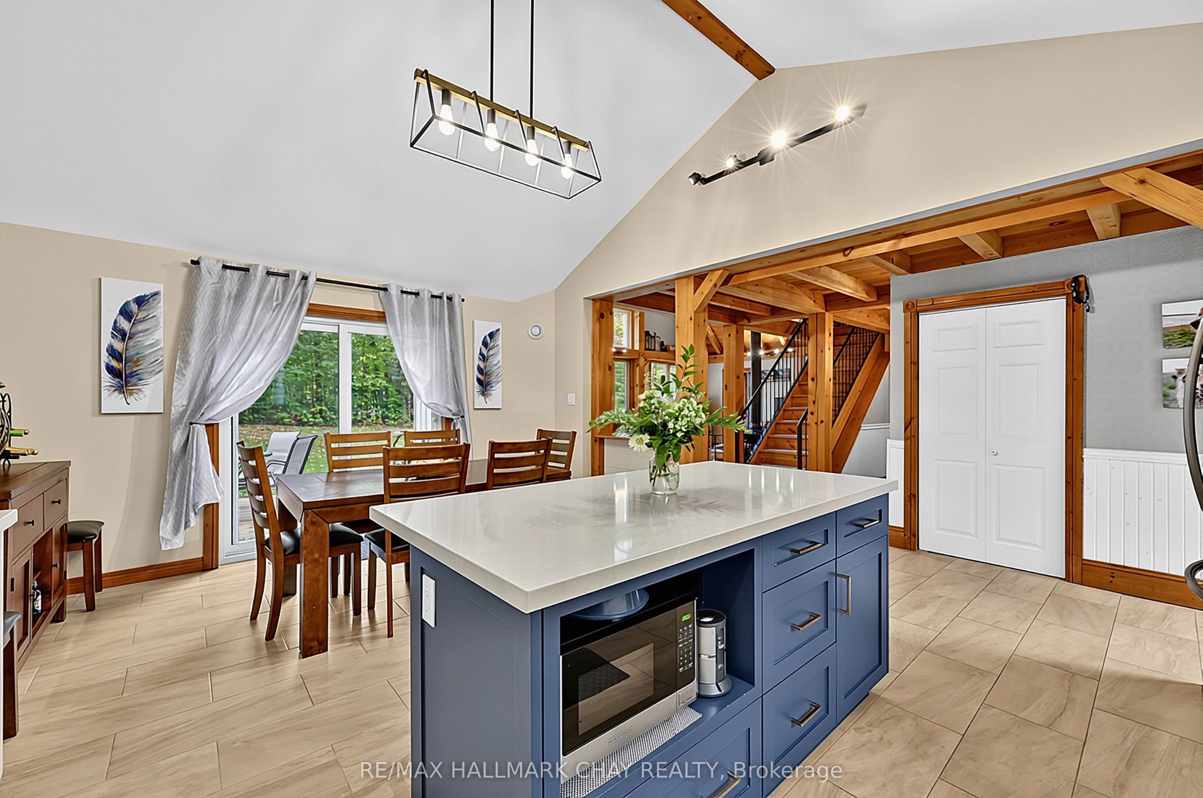 42 Whippoorwill Drive Property Photo 17