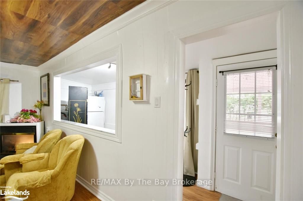 646 River Road E Property Photo 6