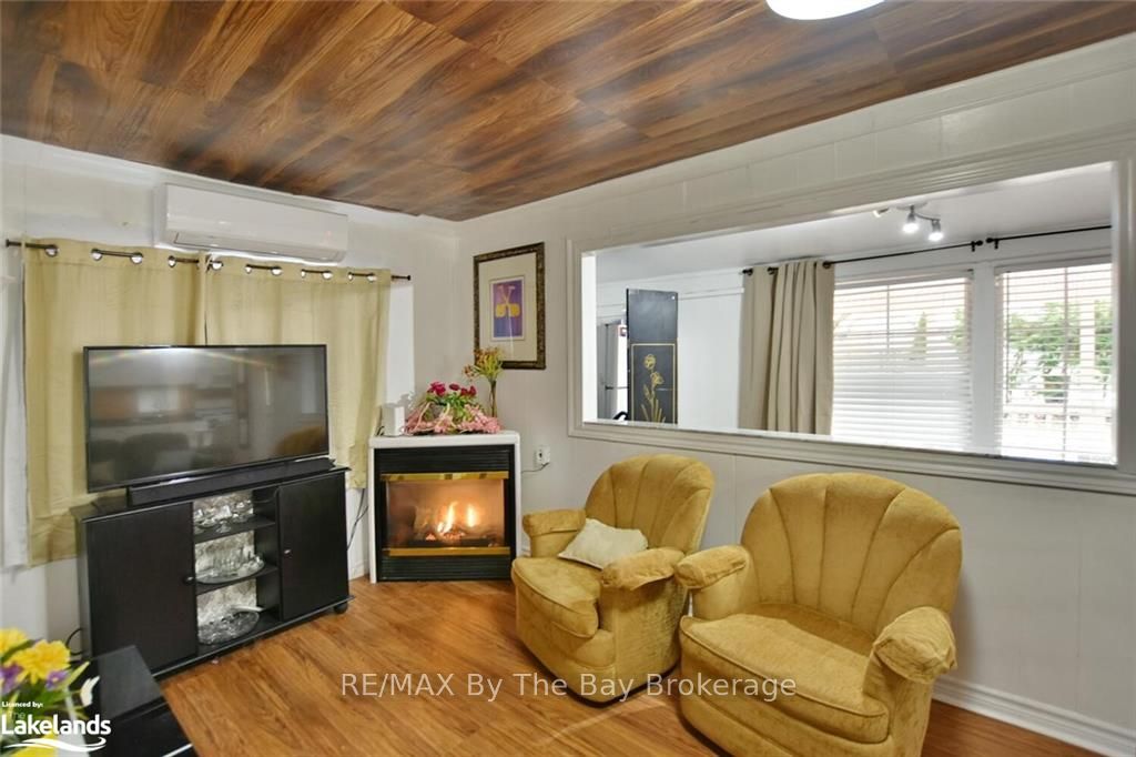 646 River Road E Property Photo 13