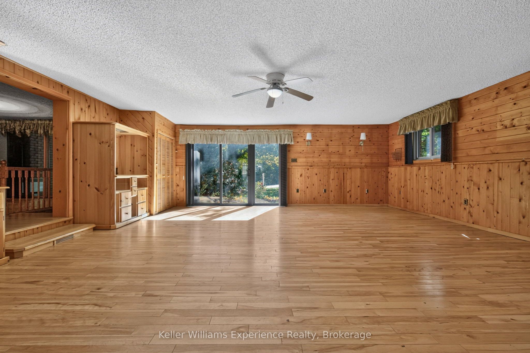900 Champlain Road Property Photo 22