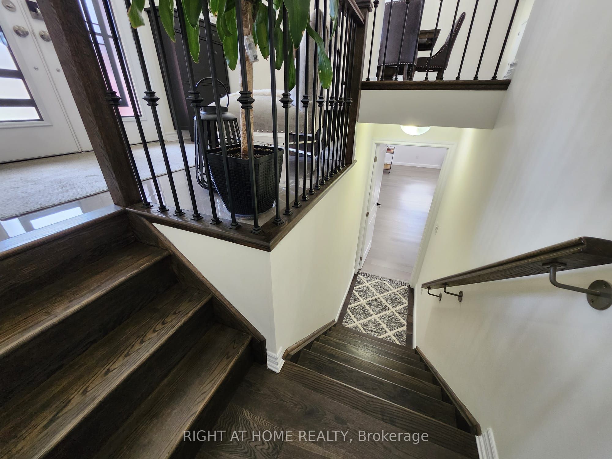84 Diamond Valley Drive Property Photo 27