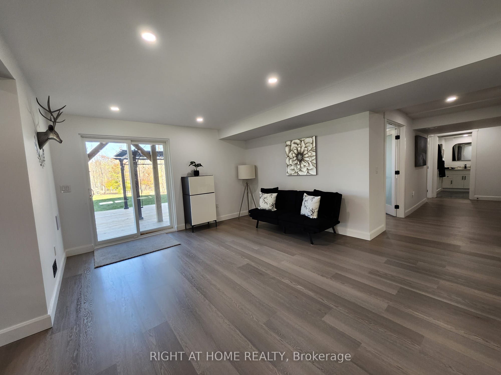 84 Diamond Valley Drive Property Photo 40