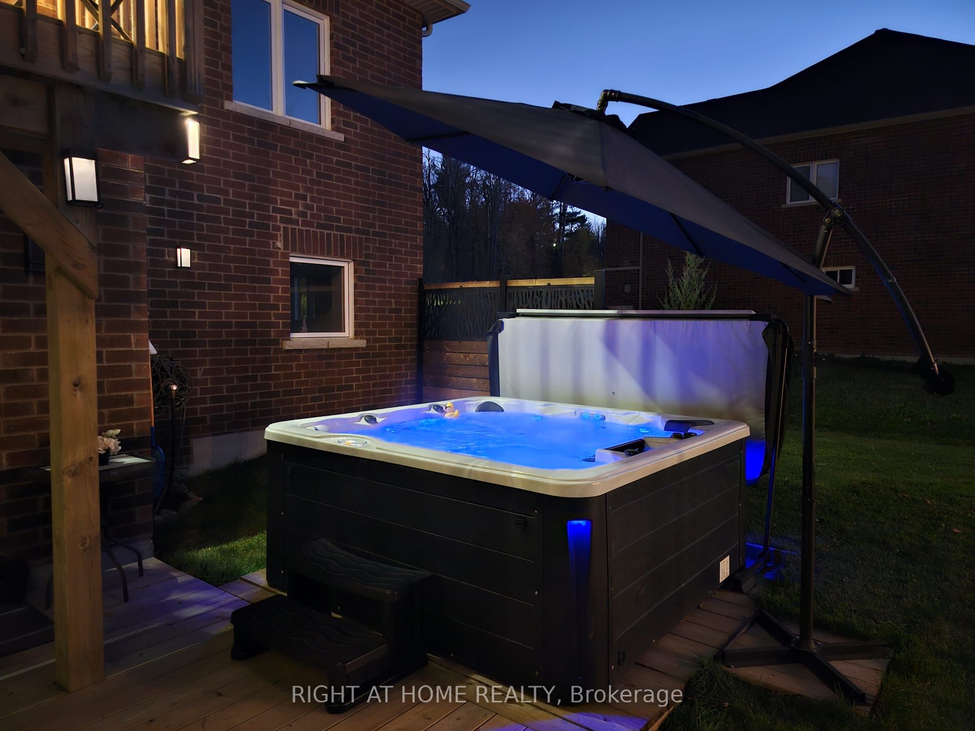 84 Diamond Valley Drive Property Photo 44