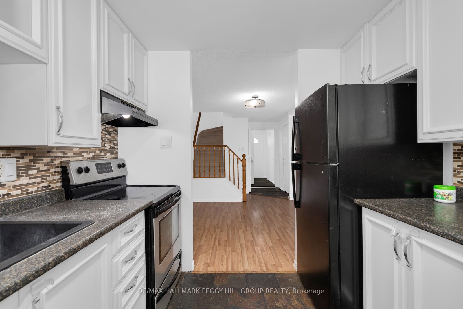 30 Golfdale Road Property Photo 2
