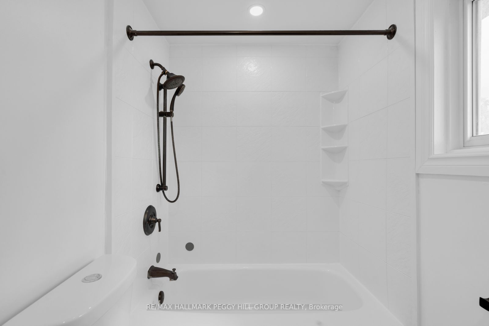 30 Golfdale Road Property Photo 5